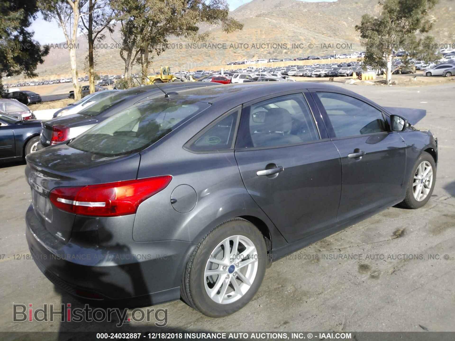 2016 FORD FOCUS - VIN: 1FADP3F27GL351879 - Photo 4