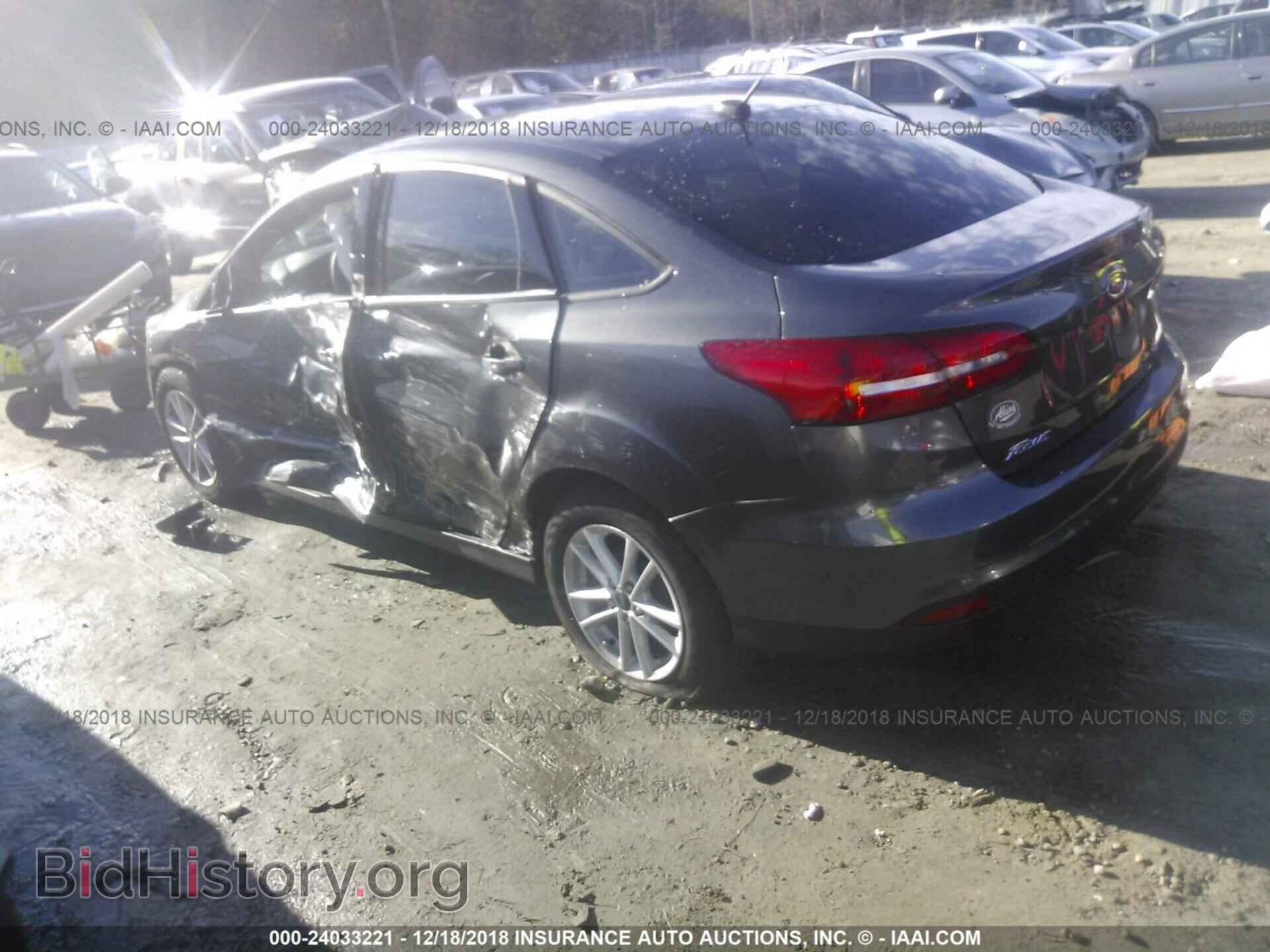2017 FORD FOCUS - VIN: 1FADP3F27HL256286 - Фото 3