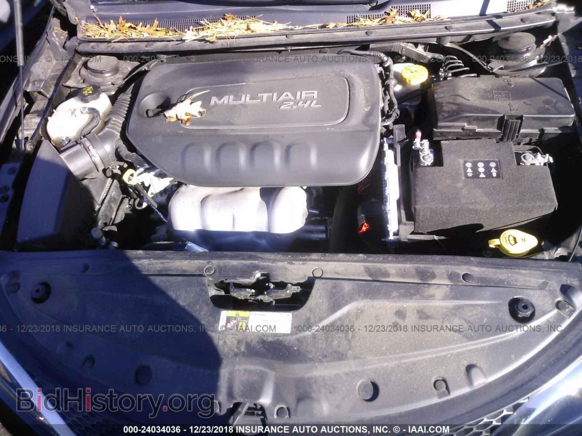 2015 CHRYSLER 200 - VIN: 1C3CCCAB2FN687925 - Photo 10