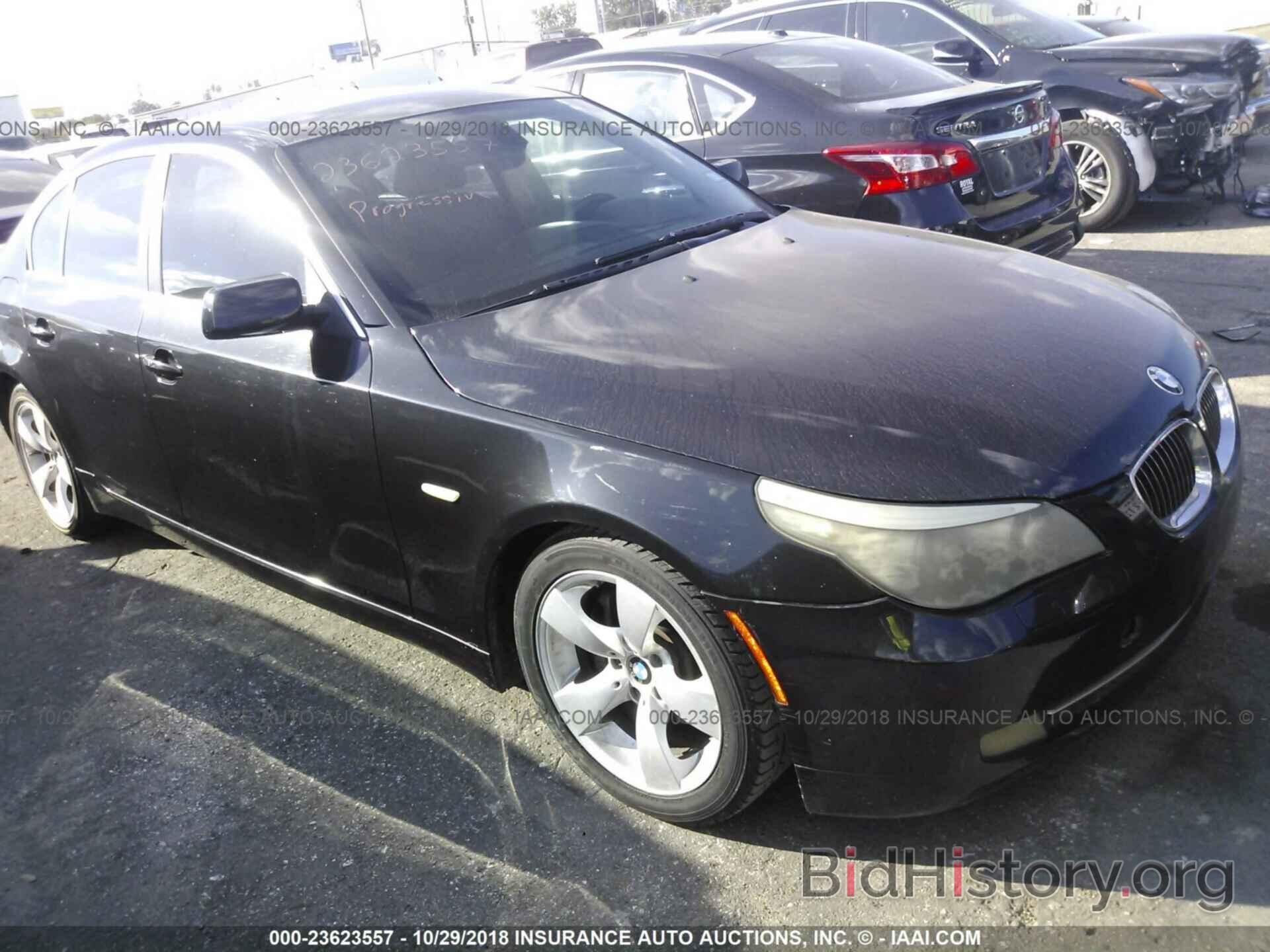 Photo WBANU53538CT07426 - BMW 528 2008