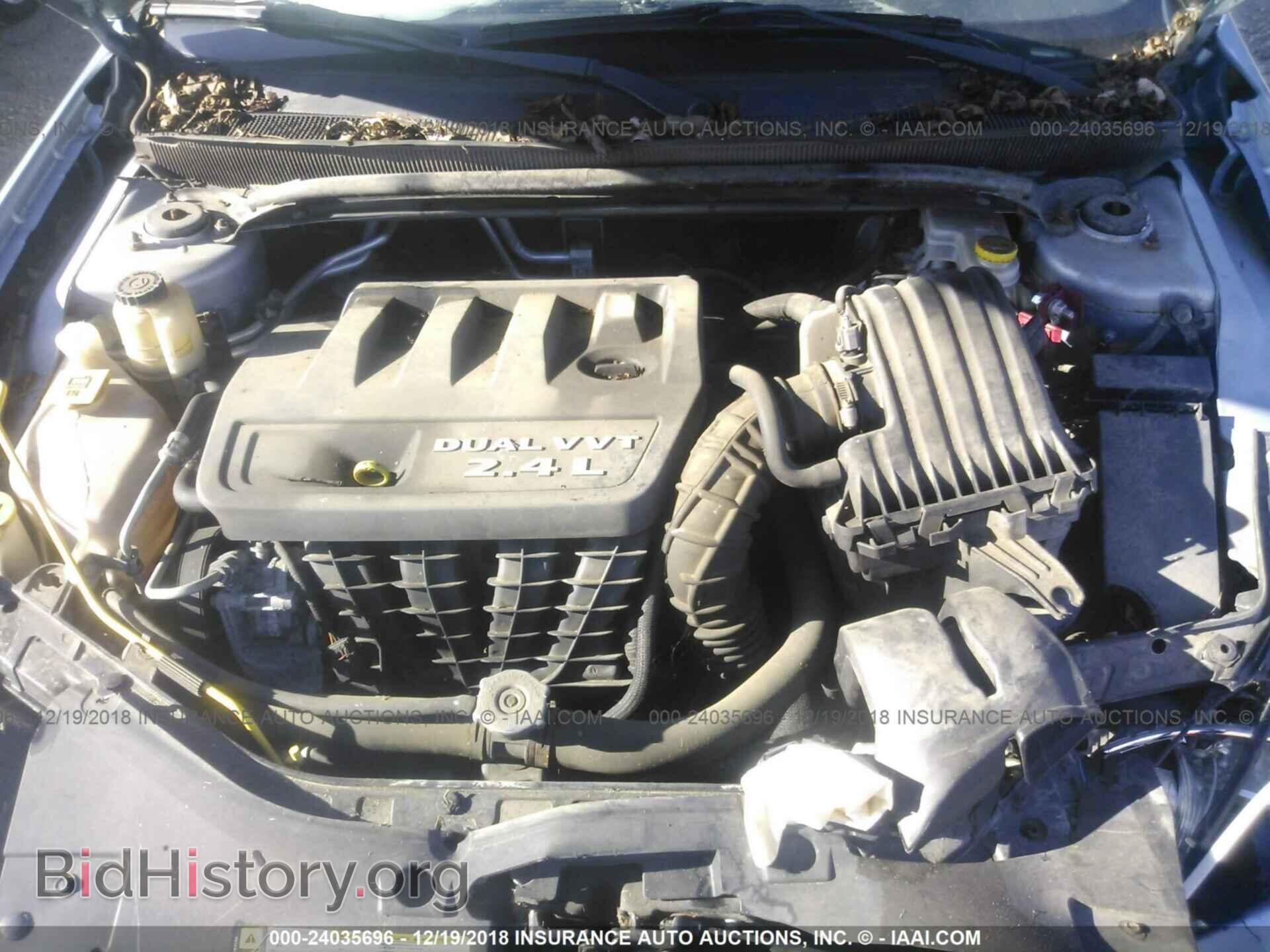 2012 Chrysler 200 - VIN: 1C3CCBBB6CN144520 - Фото 10