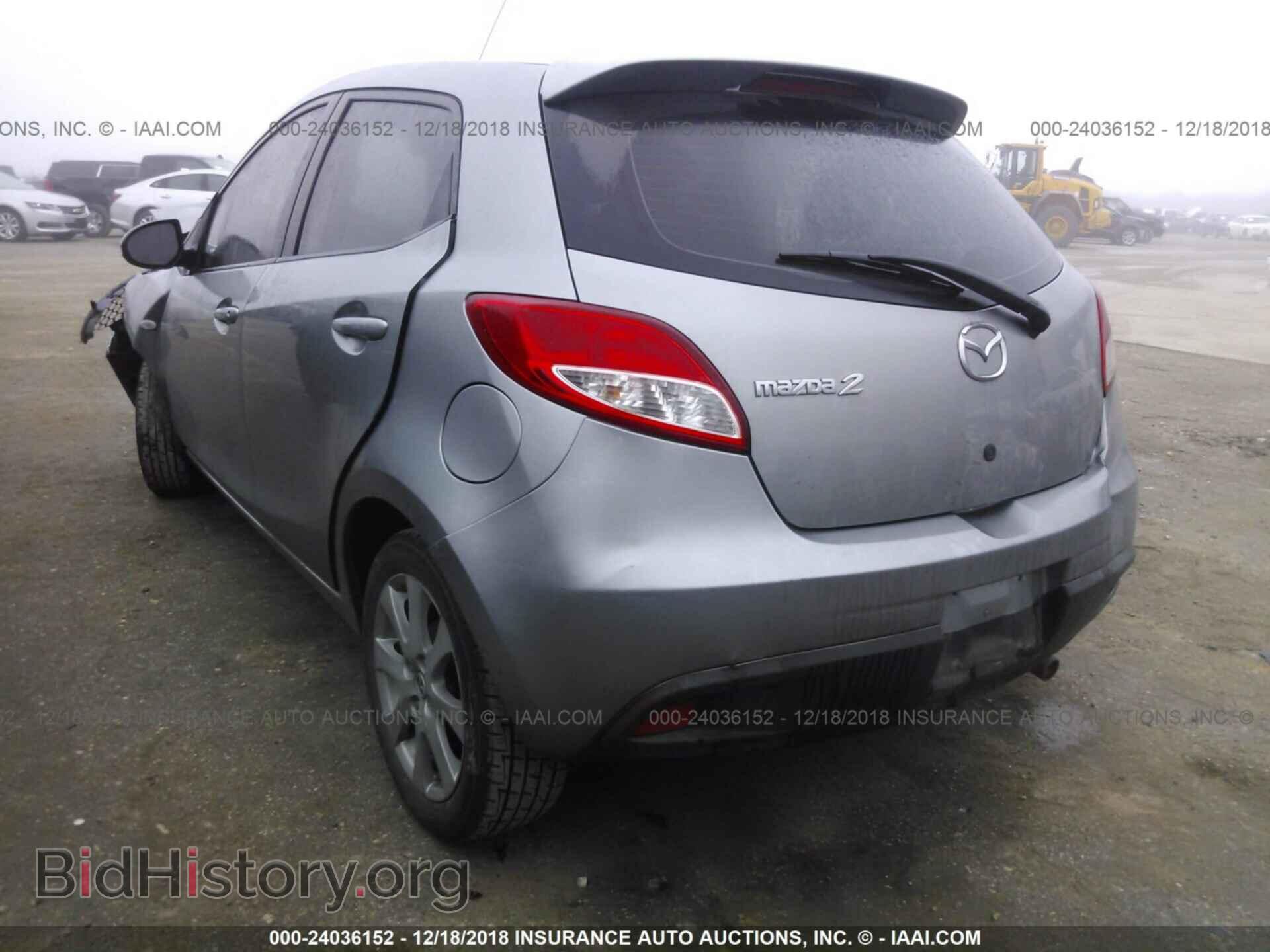 2014 MAZDA MAZDA2 - VIN: JM1DE1LY5E0179797 - Фото 3