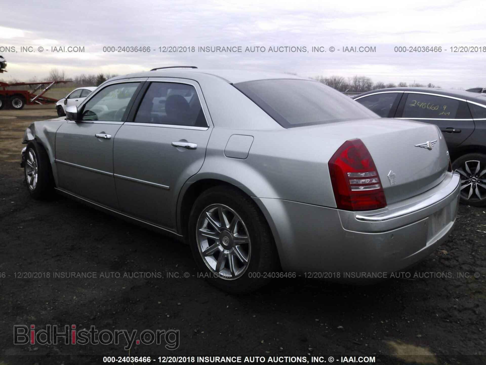 2005 CHRYSLER 300C - VIN: 2C3AA63H65H659343 - Фото 3