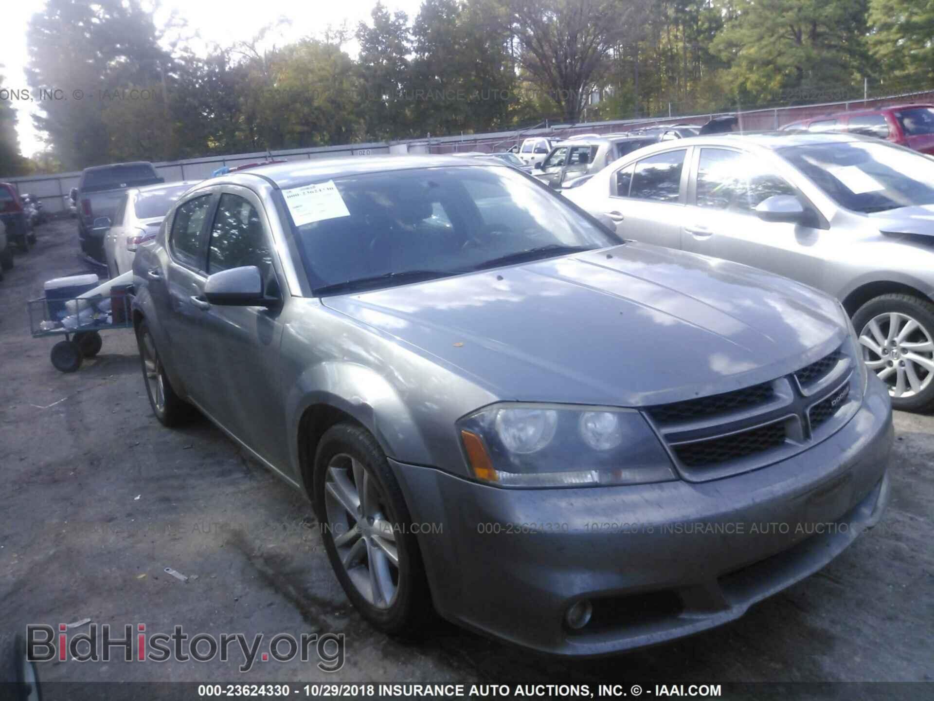 Фотография 1C3CDZCB7DN633076 - DODGE AVENGER 2013