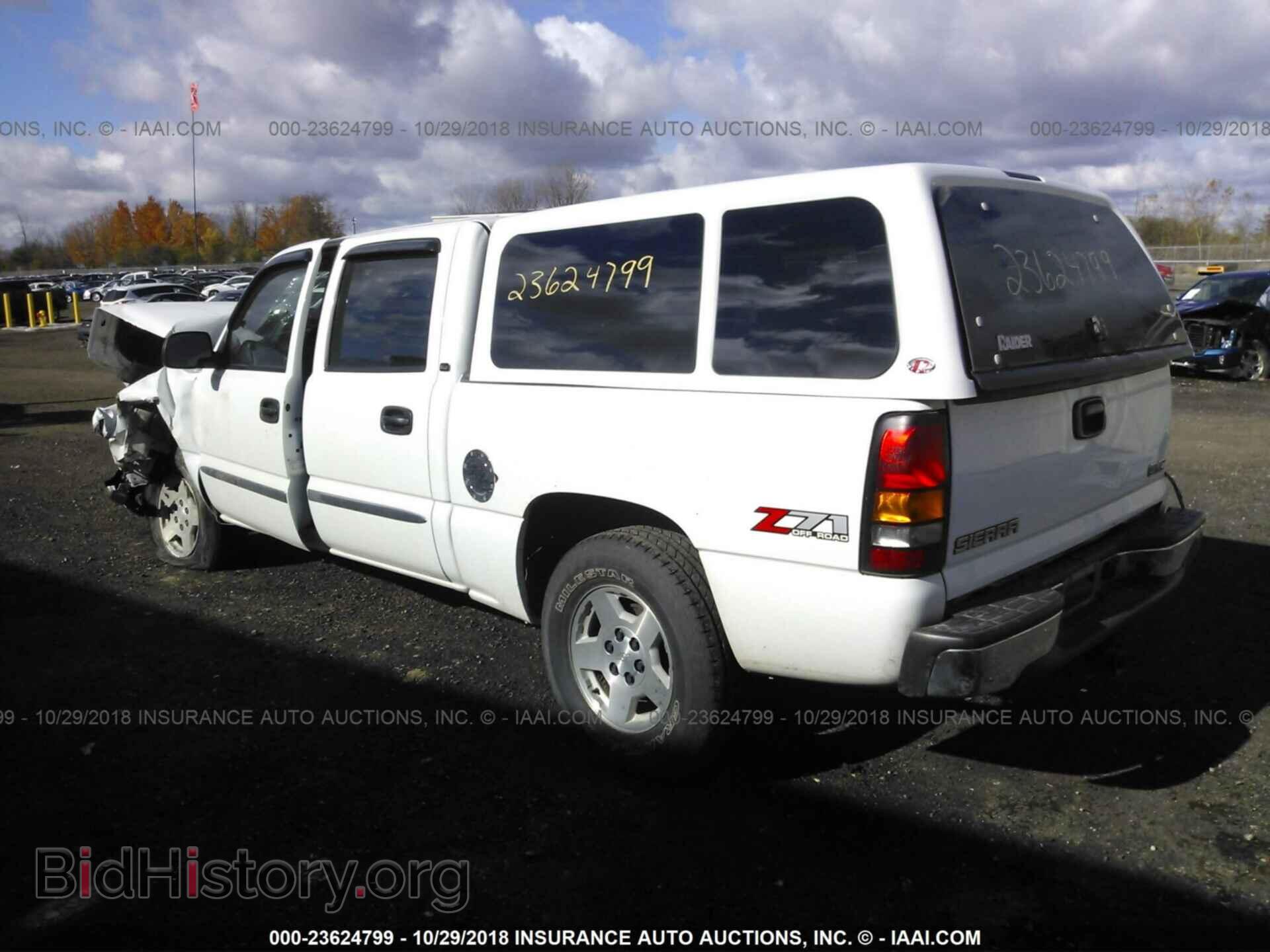 2006 GMC NEW SIERRA - VIN: 2GTEK13T861171393 - Фото 3