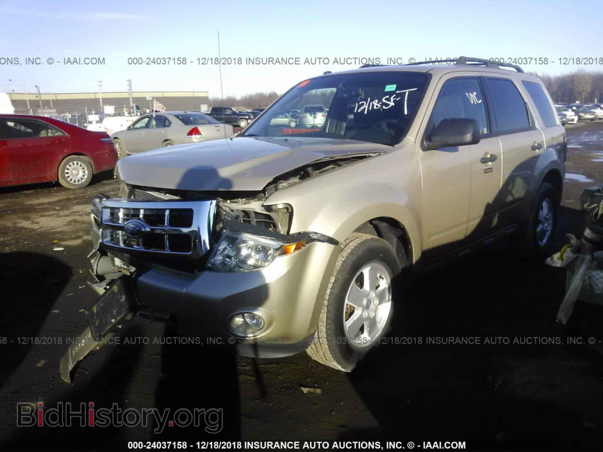 2012 FORD ESCAPE - VIN: 1FMCU0D70CKA27759 - Фото 2