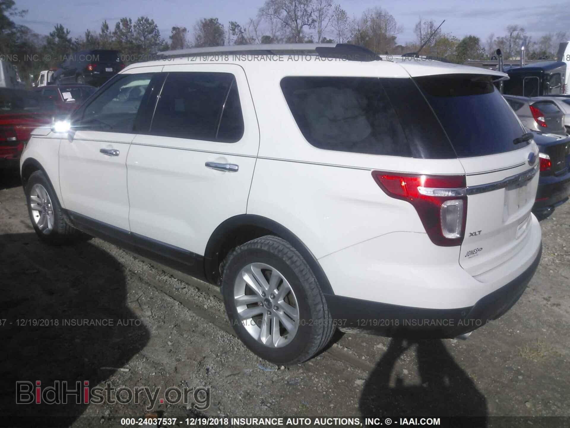 2011 FORD EXPLORER - VIN: 1FMHK7D83BGA57398 - Фото 3