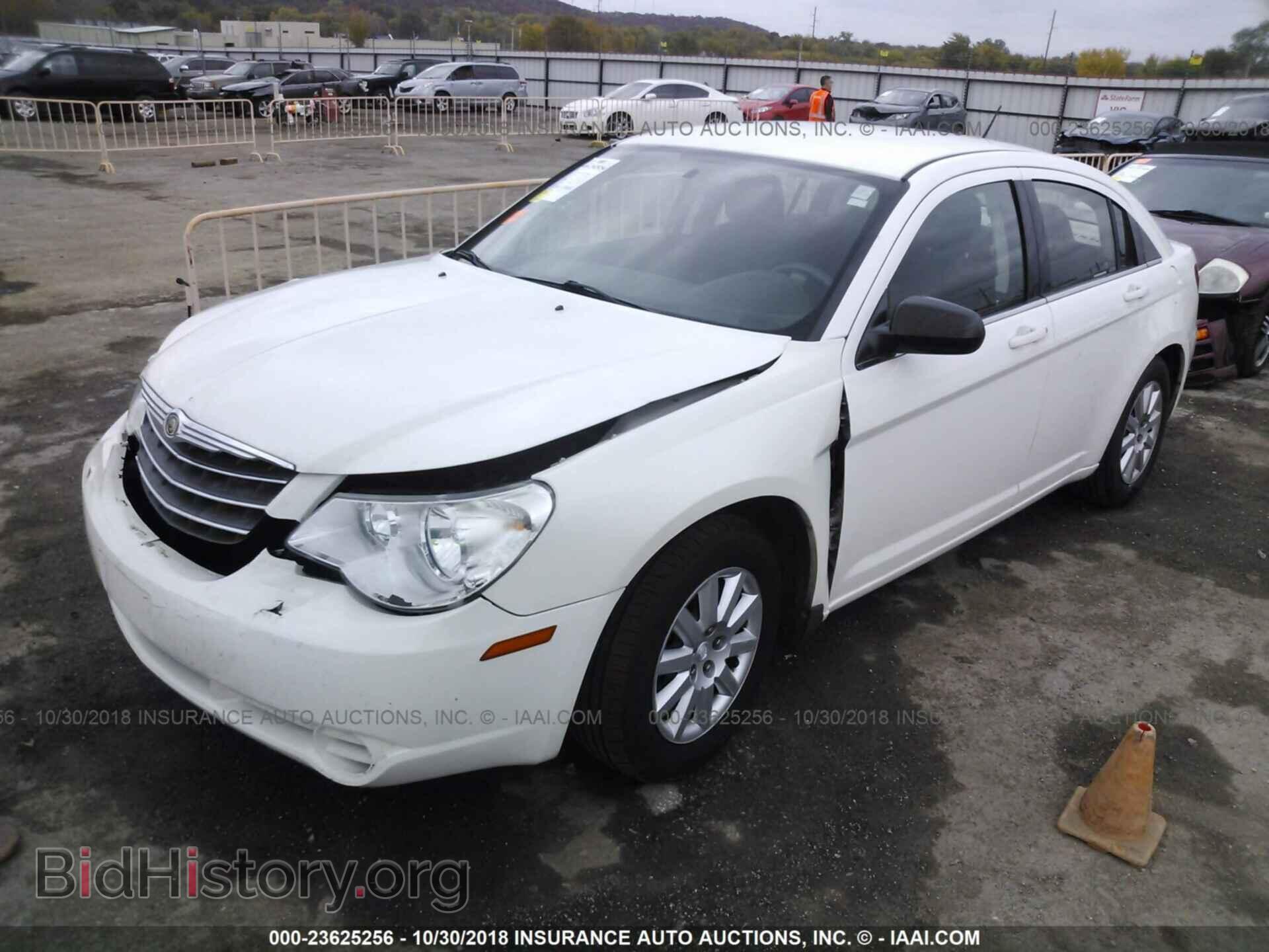2010 CHRYSLER SEBRING - VIN: 1C3CC4FB3AN213246 - Photo 2