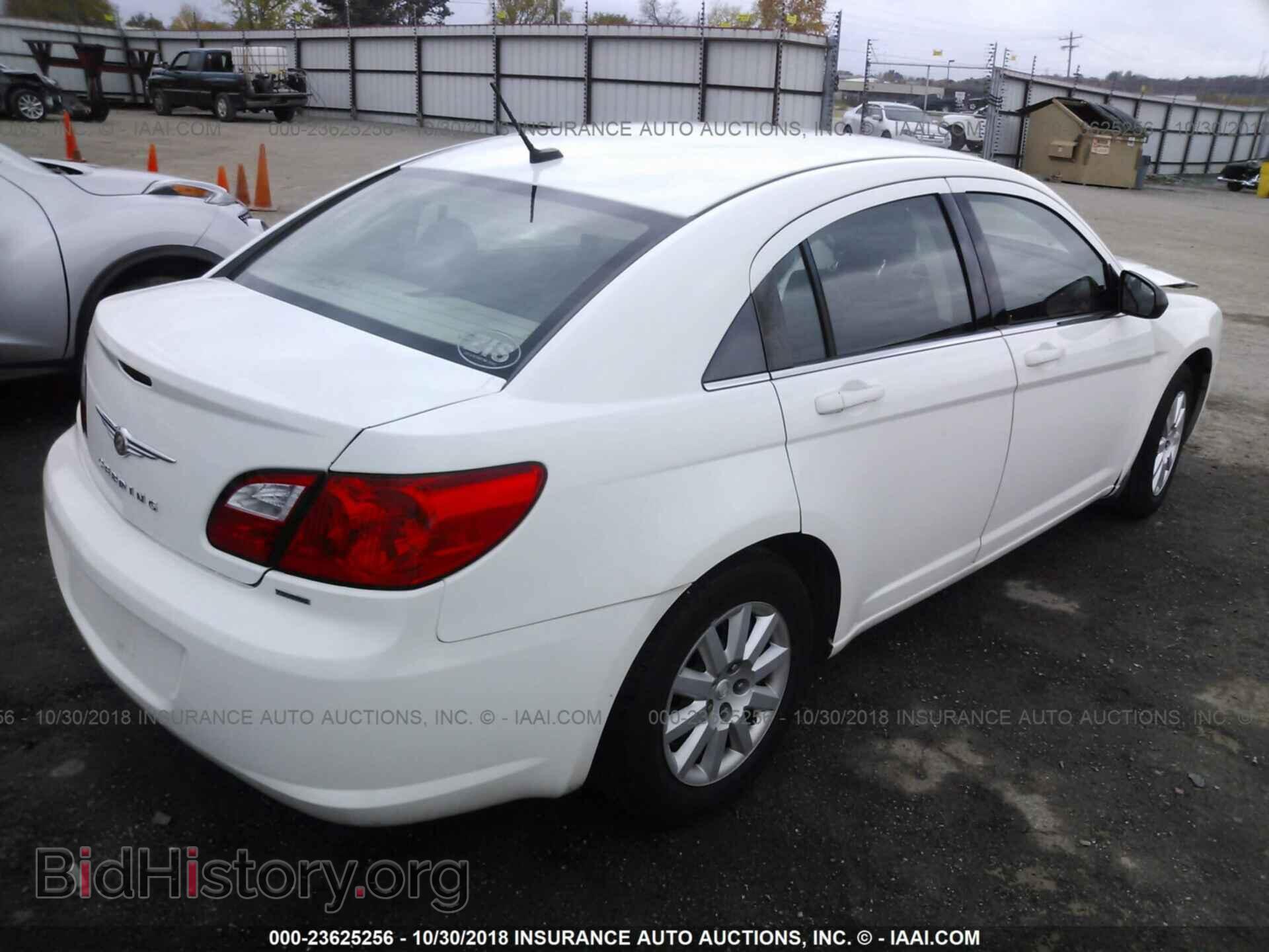 2010 CHRYSLER SEBRING - VIN: 1C3CC4FB3AN213246 - Photo 4