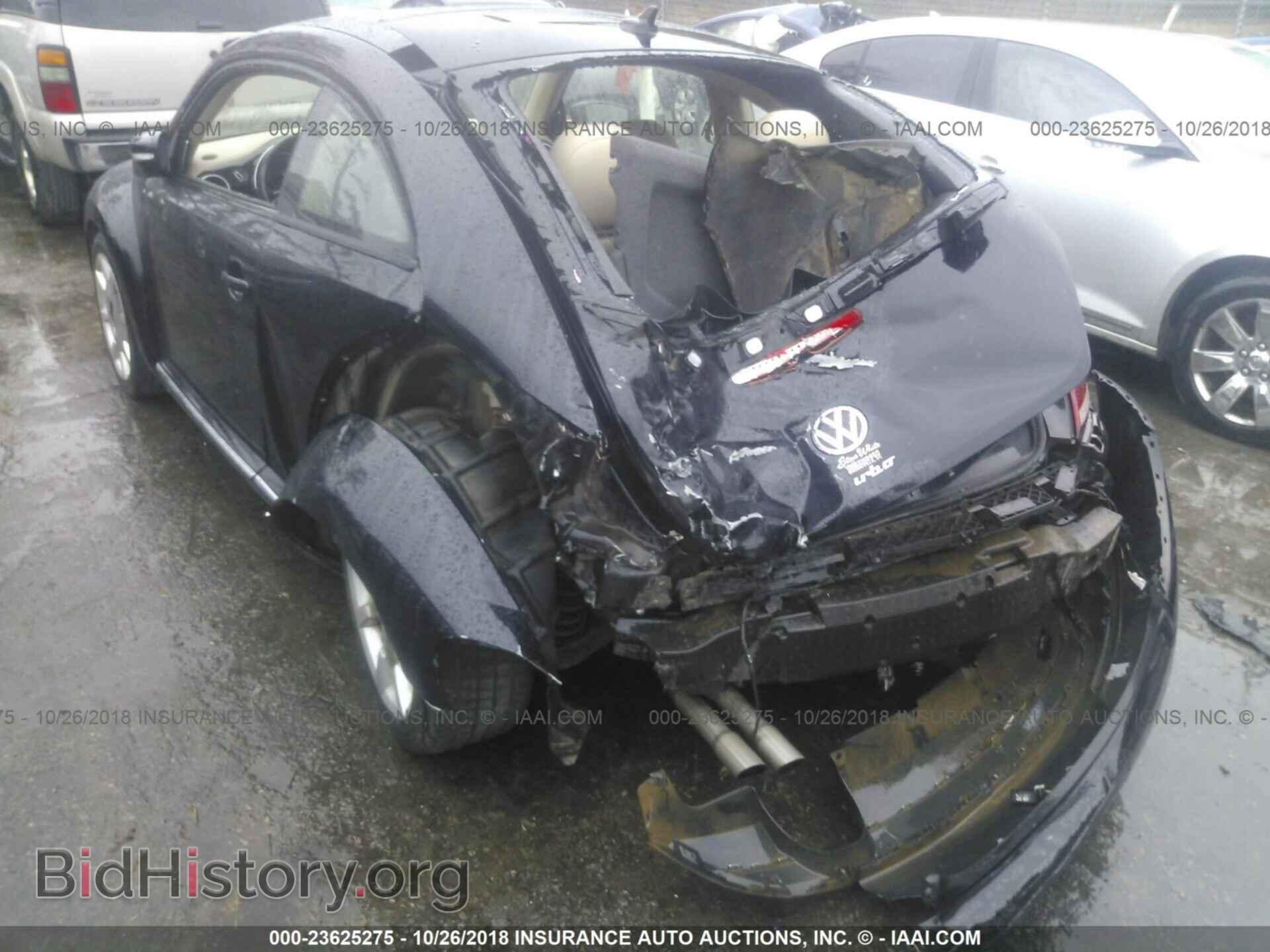 2017 VOLKSWAGEN BEETLE - VIN: 3VWJ17AT2HM610894 - Фото 6