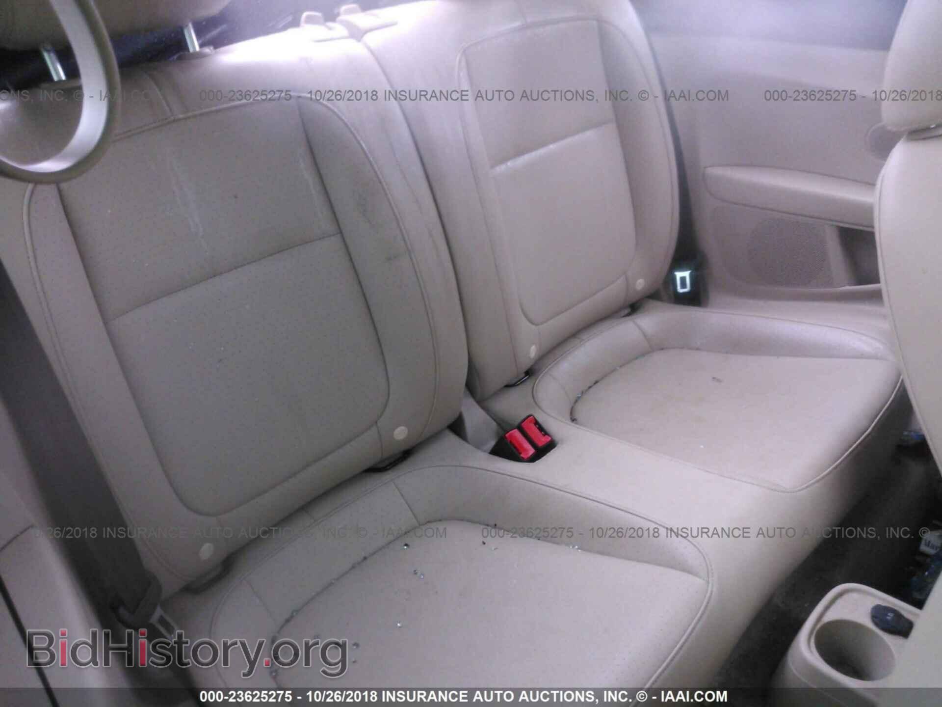 2017 VOLKSWAGEN BEETLE - VIN: 3VWJ17AT2HM610894 - Фото 8