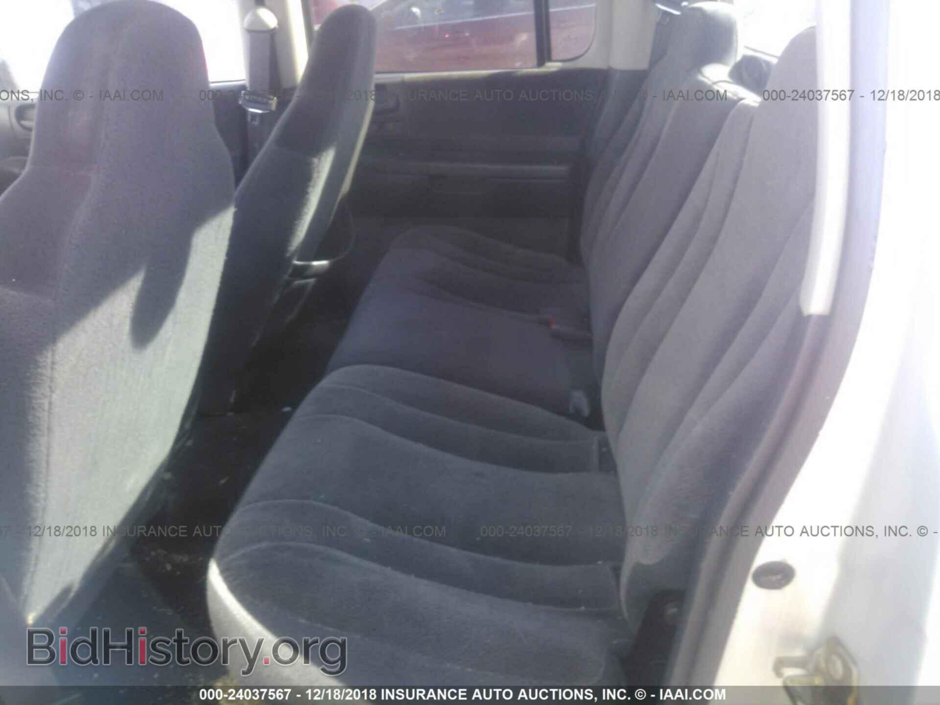 2004 DODGE DAKOTA - VIN: 1D7HG48N84S751272 - Фото 8