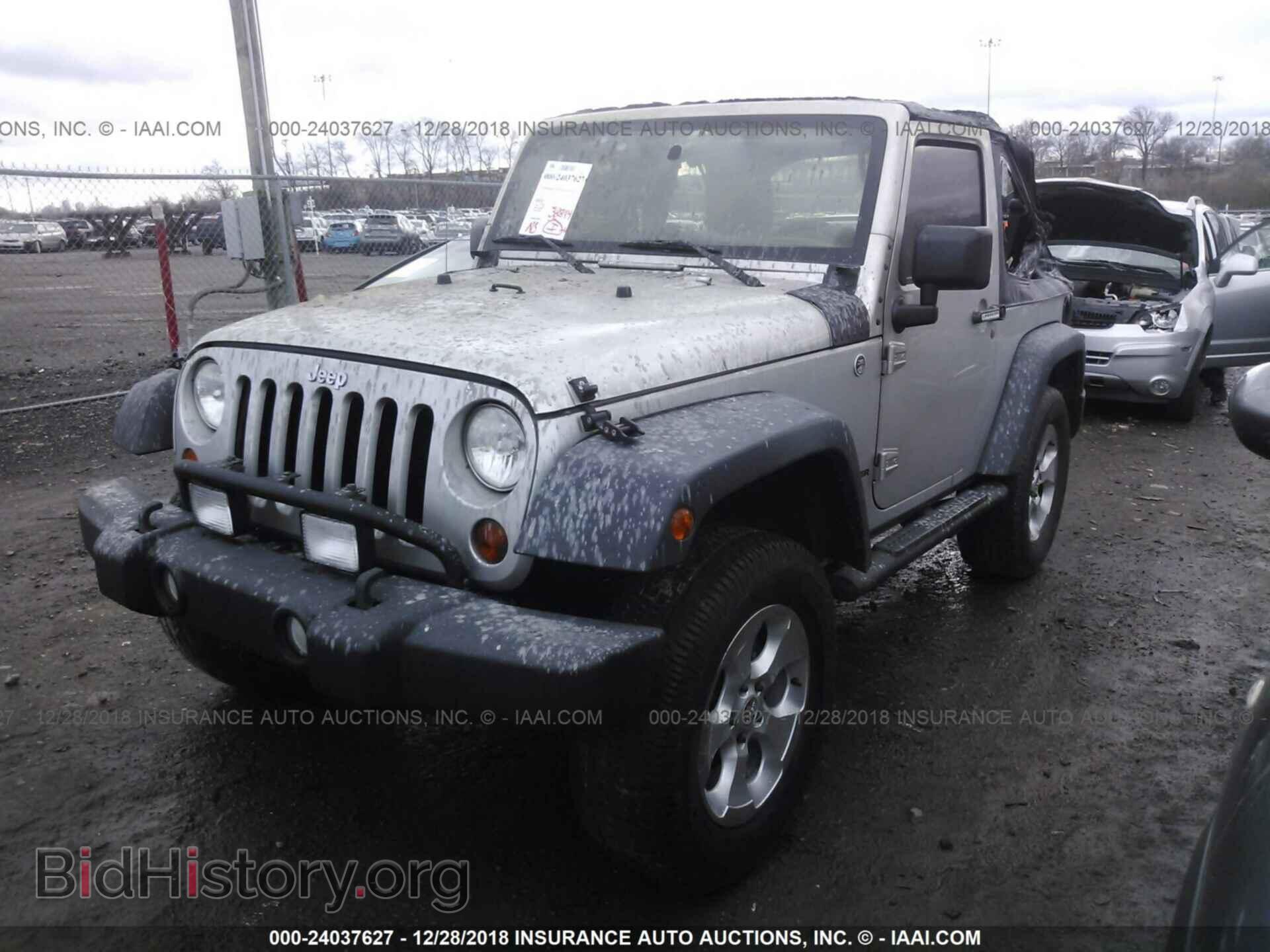 2011 JEEP WRANGLER - VIN: 1J4AA2D11BL513804 - Фото 2