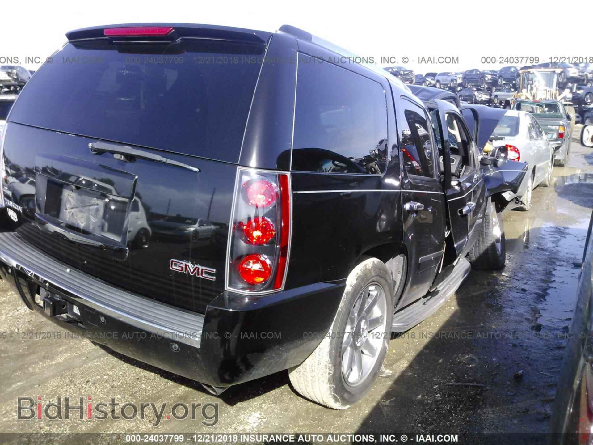 2011 GMC YUKON - VIN: 1GKS1EEF1BR314873 - Фото 4