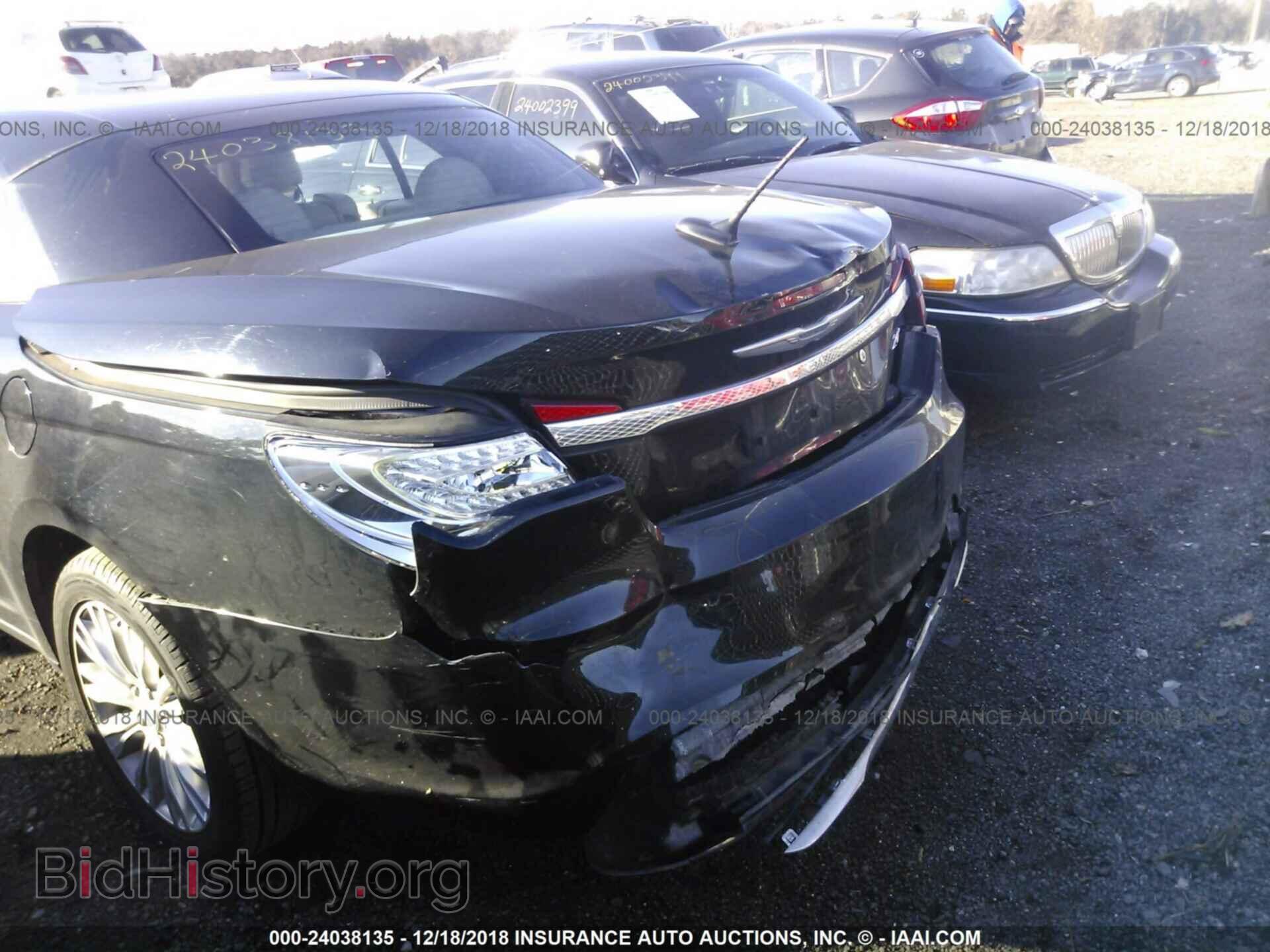 2012 CHRYSLER 200 - VIN: 1C3BCBFG6CN205589 - Фото 6