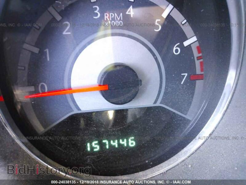 2012 Chrysler 200 (VIN 1C3BCBFG6CN205589) — фото 7 из 10