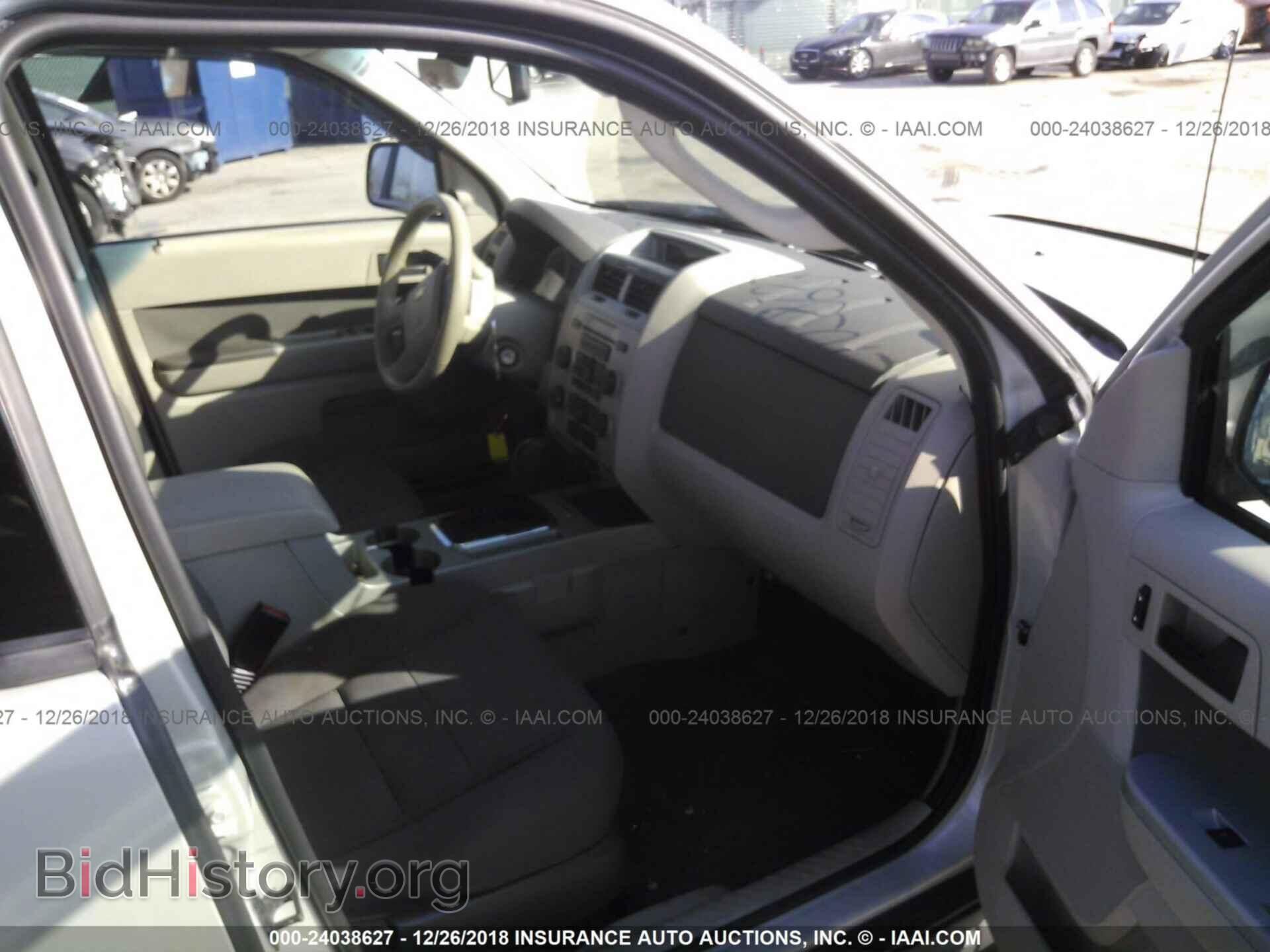 2009 FORD ESCAPE - VIN: 1FMCU03799KC31065 - Photo 5