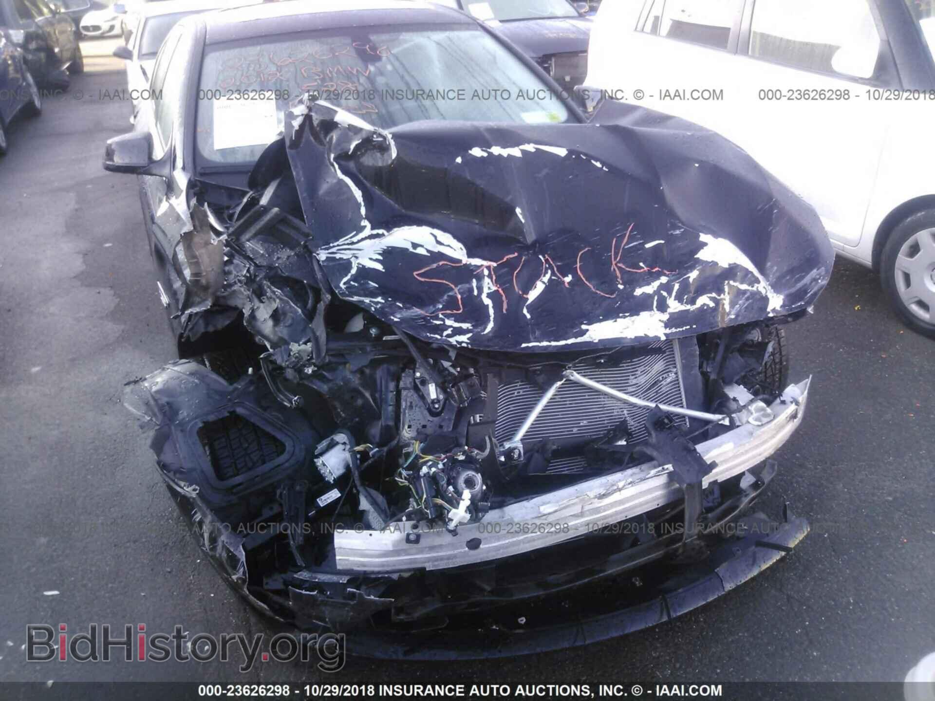 2012 BMW 528 - VIN: WBAXH5C53CDW02901 - Фото 6