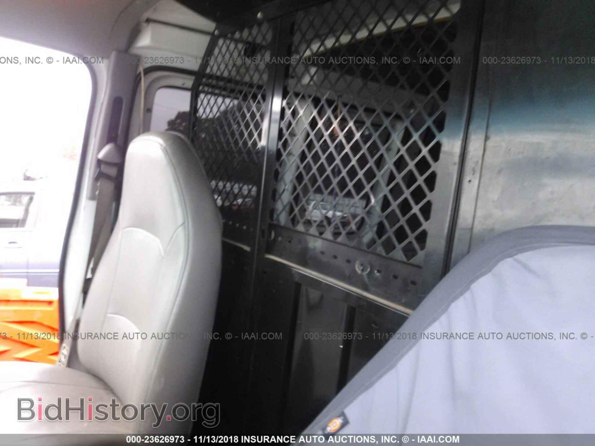 2000 FORD ECONOLINE - VIN: 1FTNE24L4YHC06412 - Фото 8