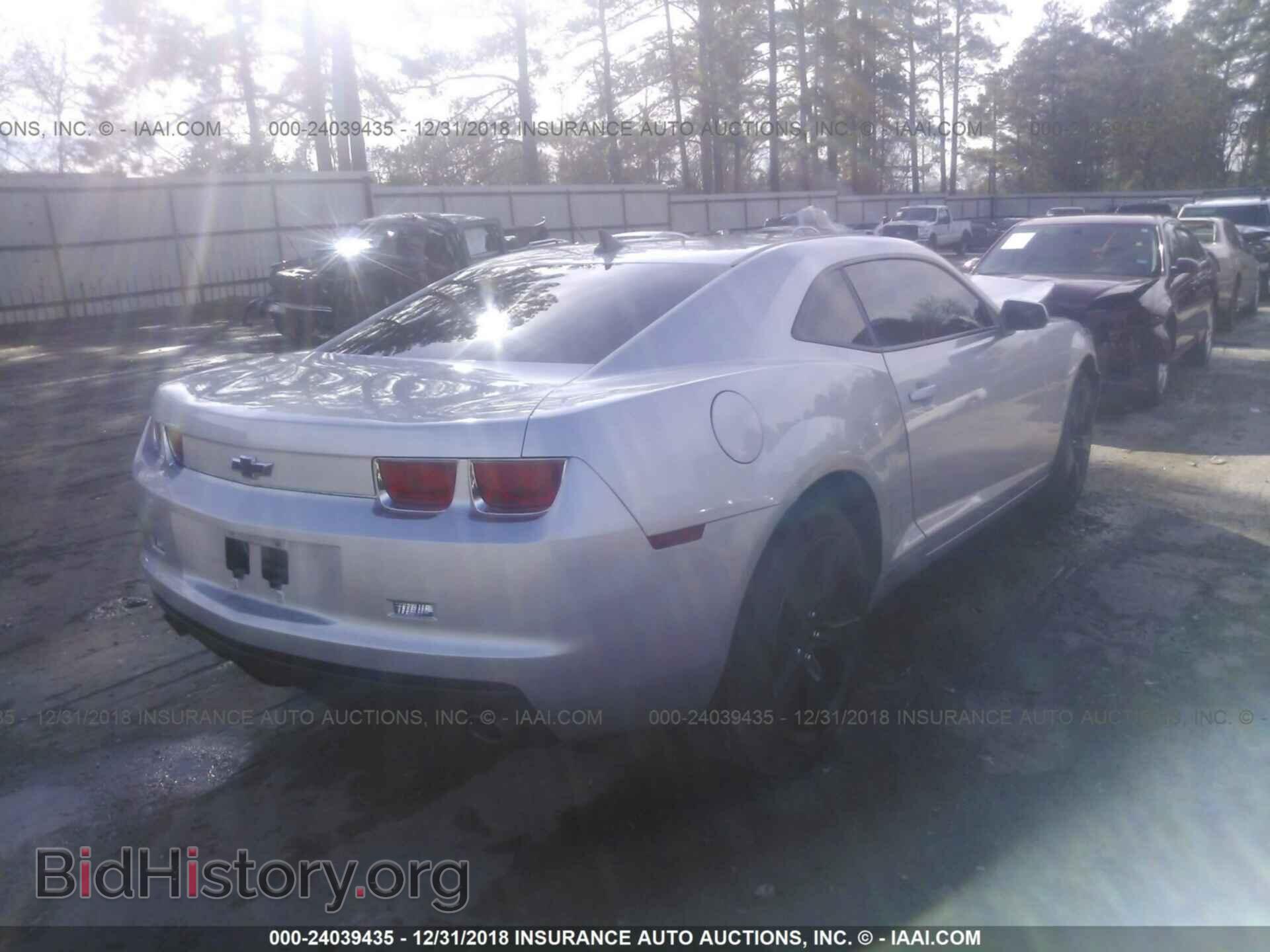 2010 CHEVROLET CAMARO - VIN: 2G1FA1EV0A9208557 - Фото 4