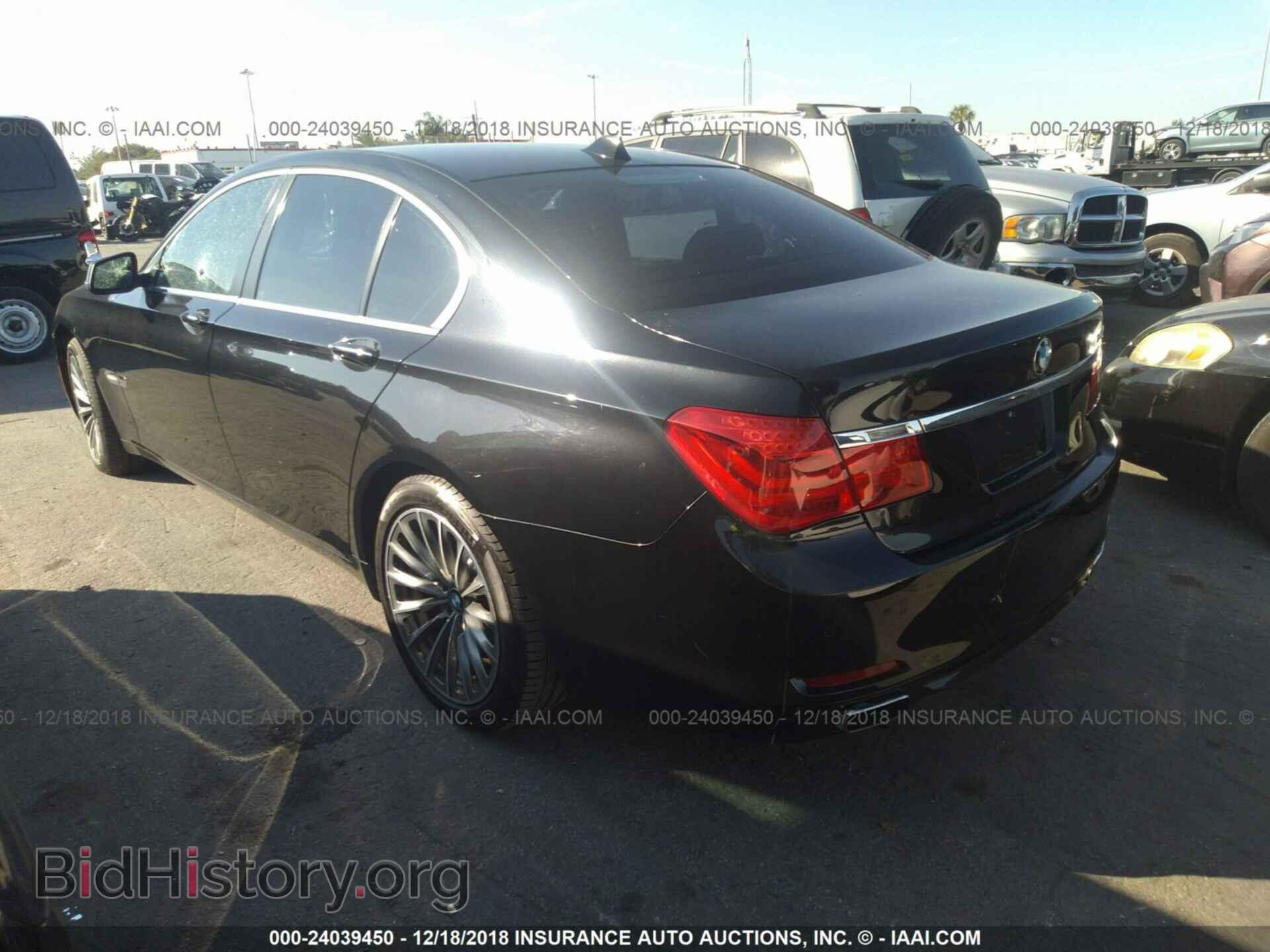 2011 BMW 740 - VIN: WBAKA4C51BC612999 - Фото 3