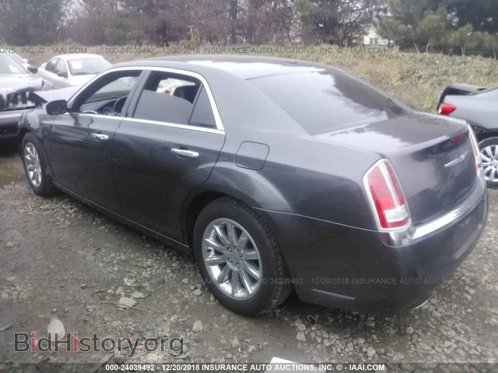 2013 CHRYSLER 300C - VIN: 2C3CCAET1DH650068 - Фото 3