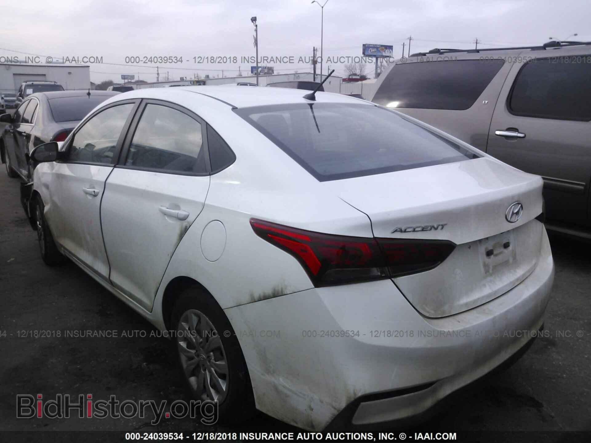 2018 HYUNDAI ACCENT - VIN: 3KPC24A32JE012392 - Фото 3