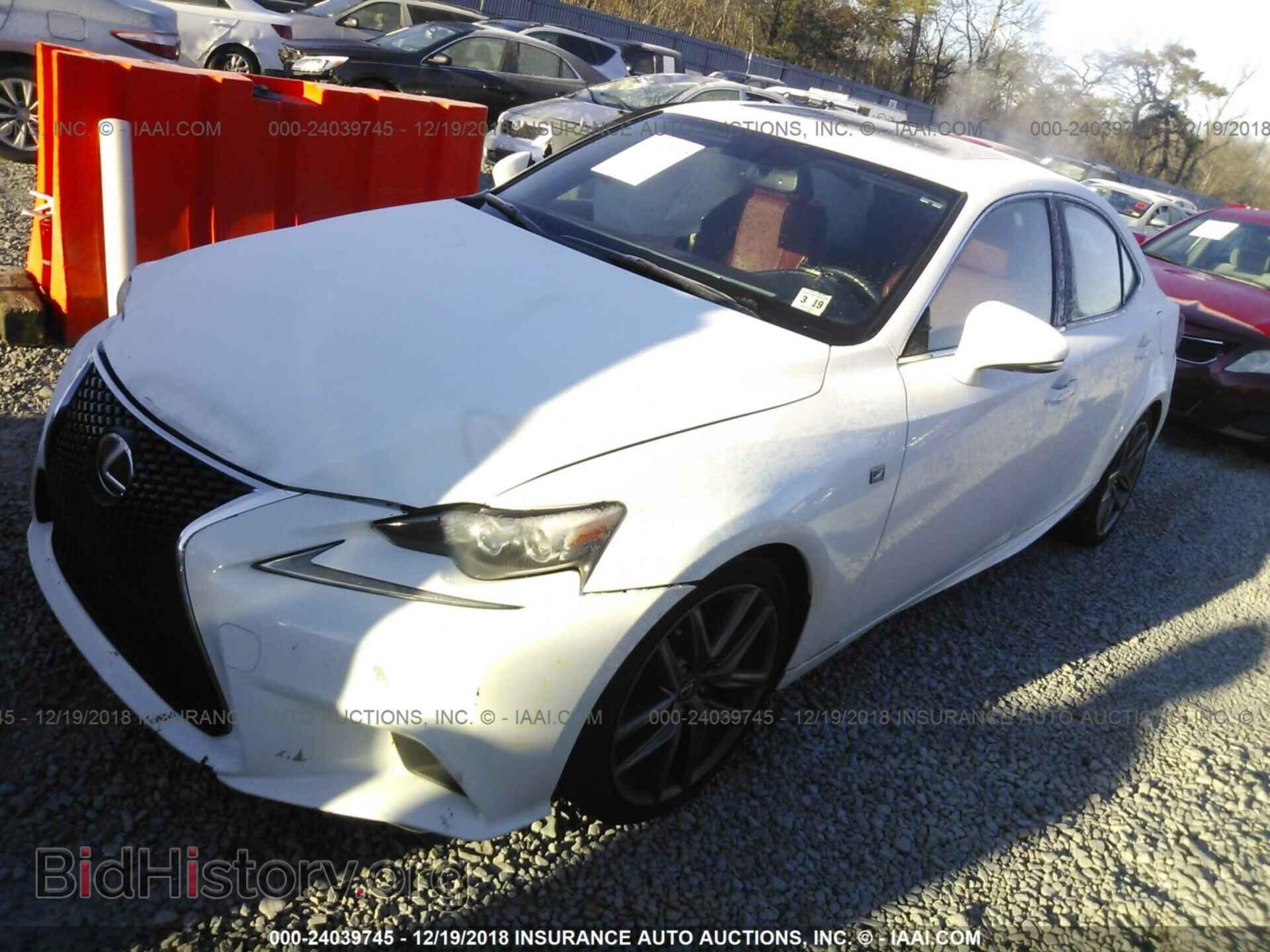 2014 LEXUS IS - VIN: JTHCF1D22E5010731 - Photo 2