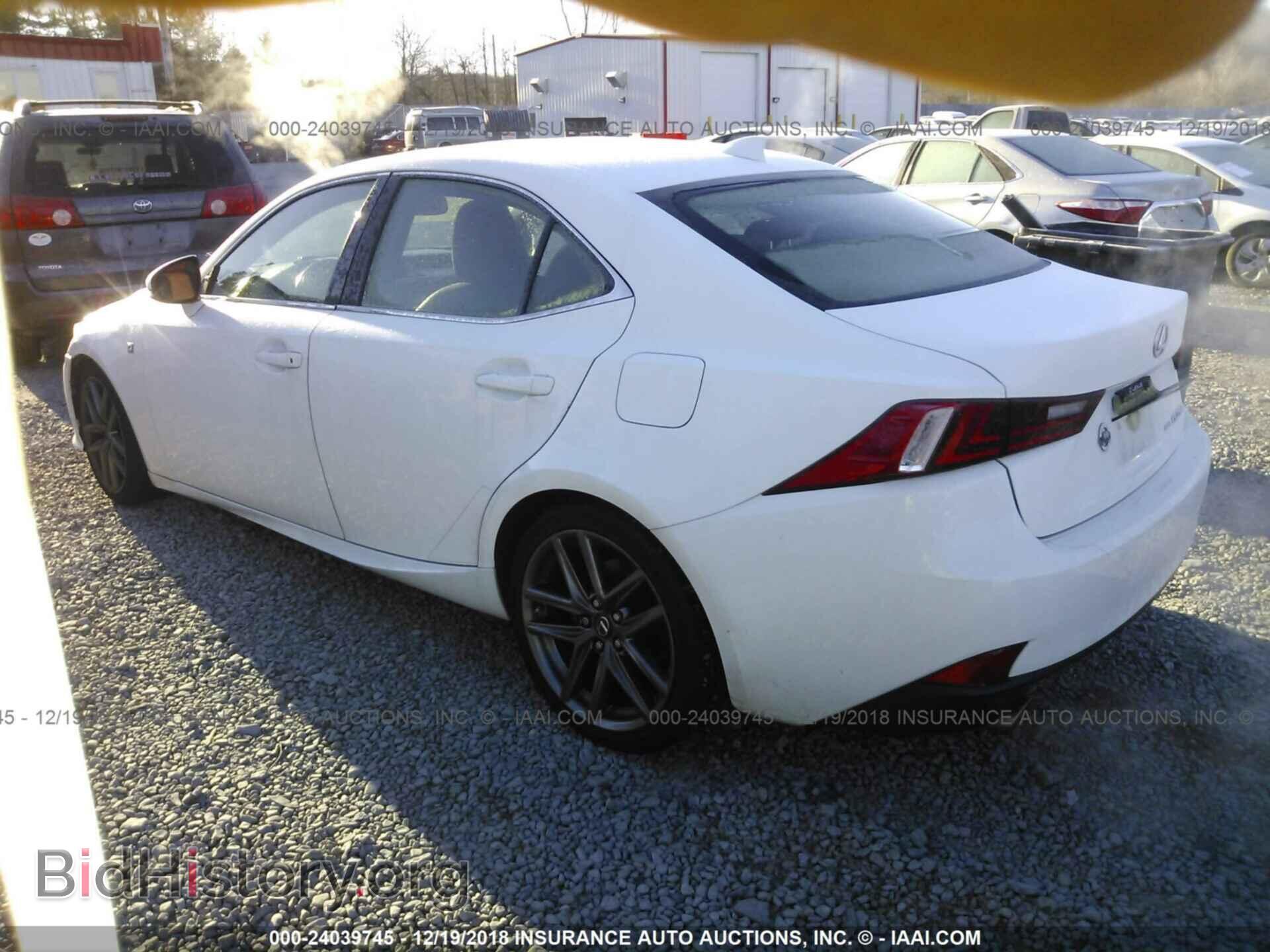 2014 LEXUS IS - VIN: JTHCF1D22E5010731 - Photo 3