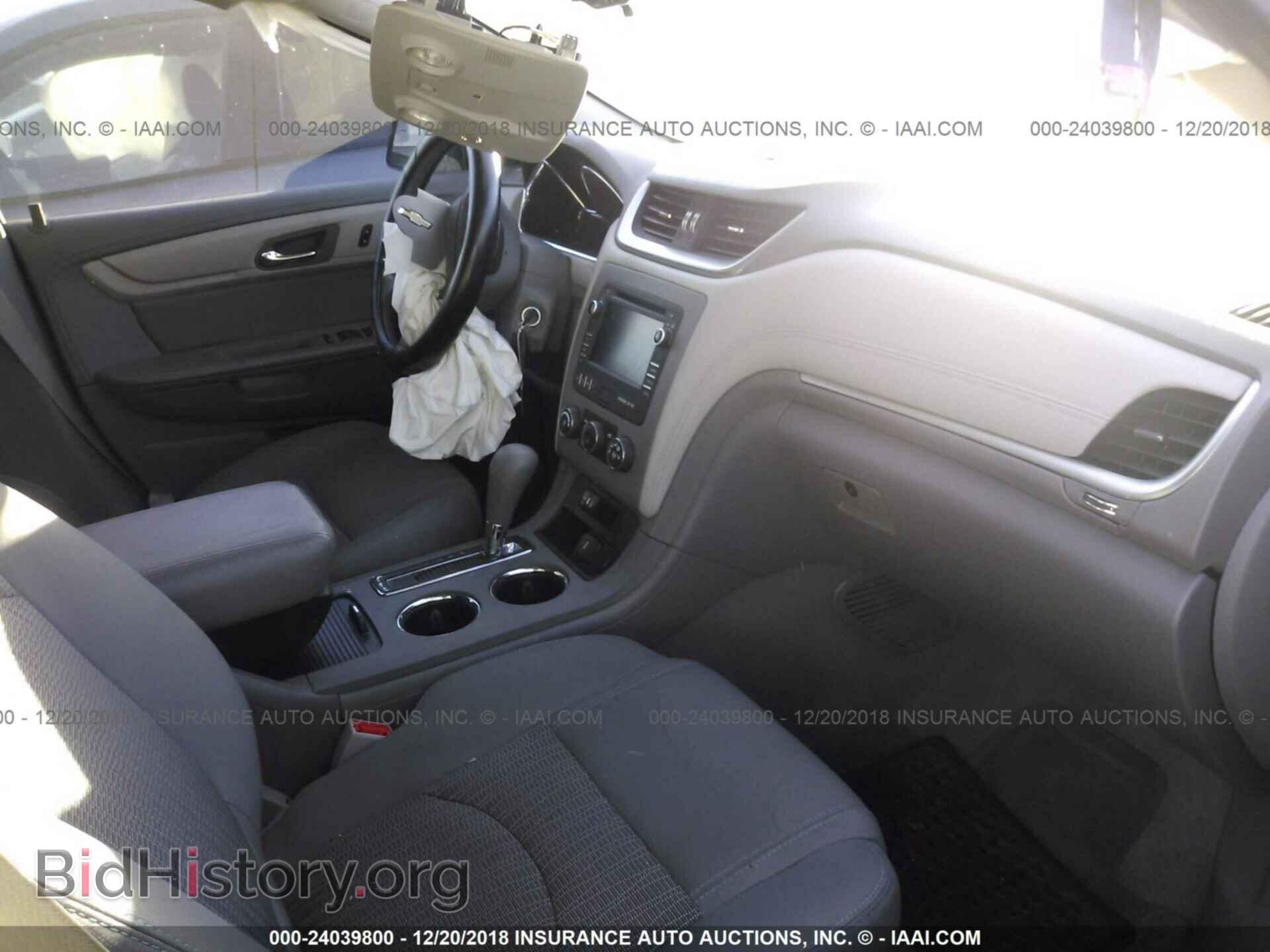 2017 CHEVROLET TRAVERSE - VIN: 1GNKRFKD7HJ328241 - Фото 5