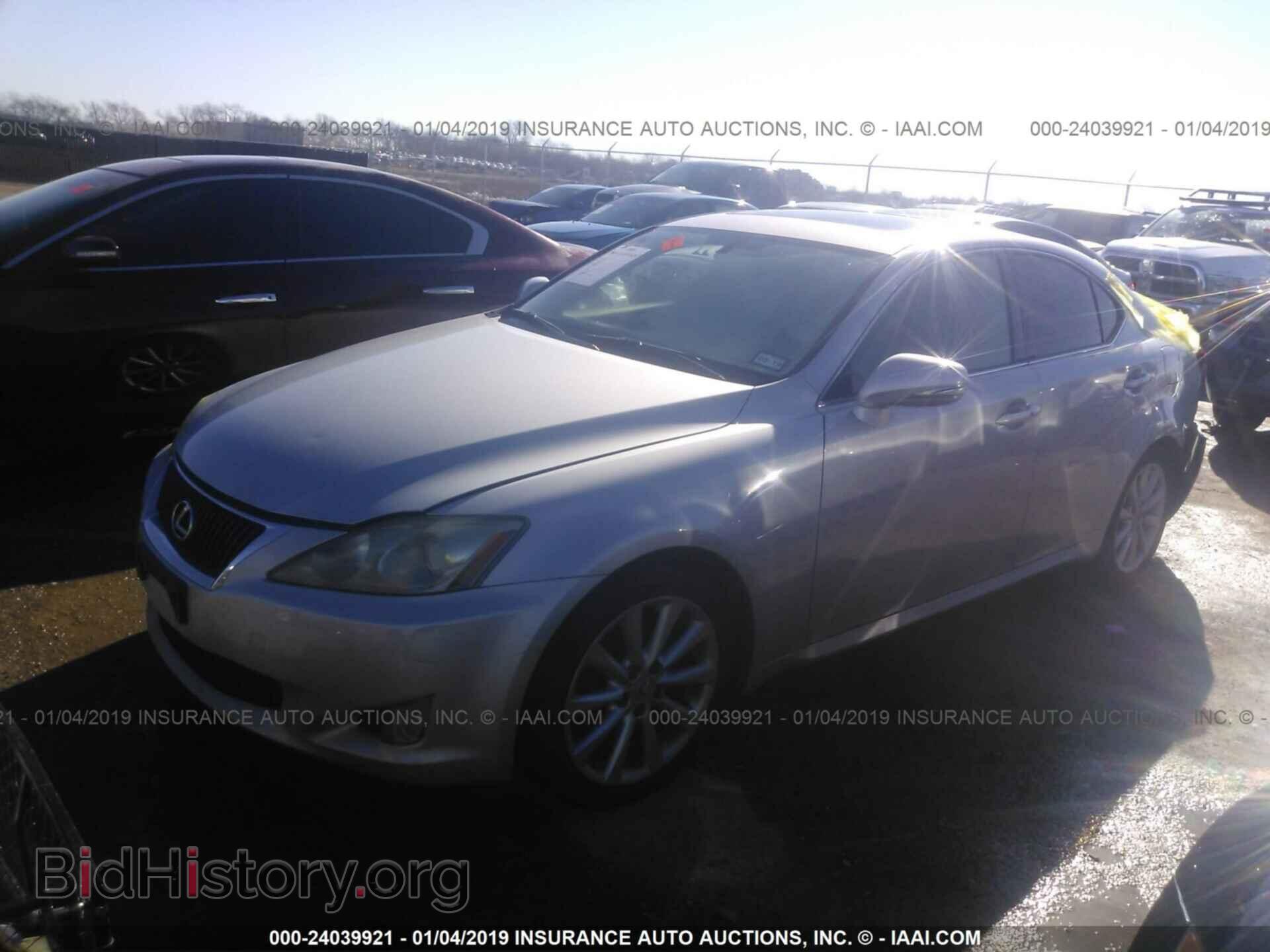 2009 LEXUS IS - VIN: JTHBK262992089400 - Photo 2