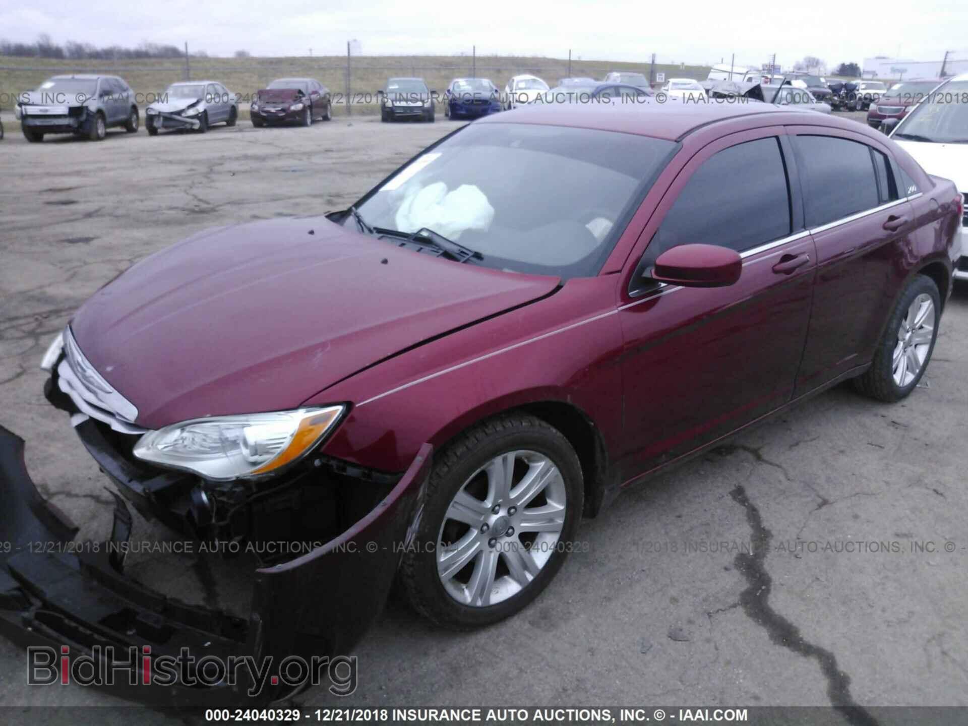 2013 CHRYSLER 200 - VIN: 1C3CCBBB5DN525308 - Photo 2