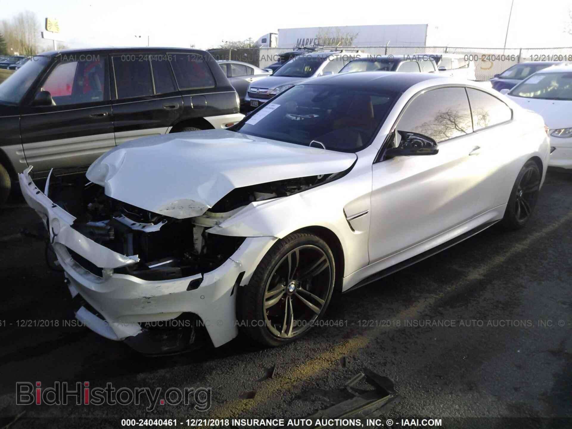 2016 BMW M4 - VIN: WBS3R9C54GK335848 - Фото 2