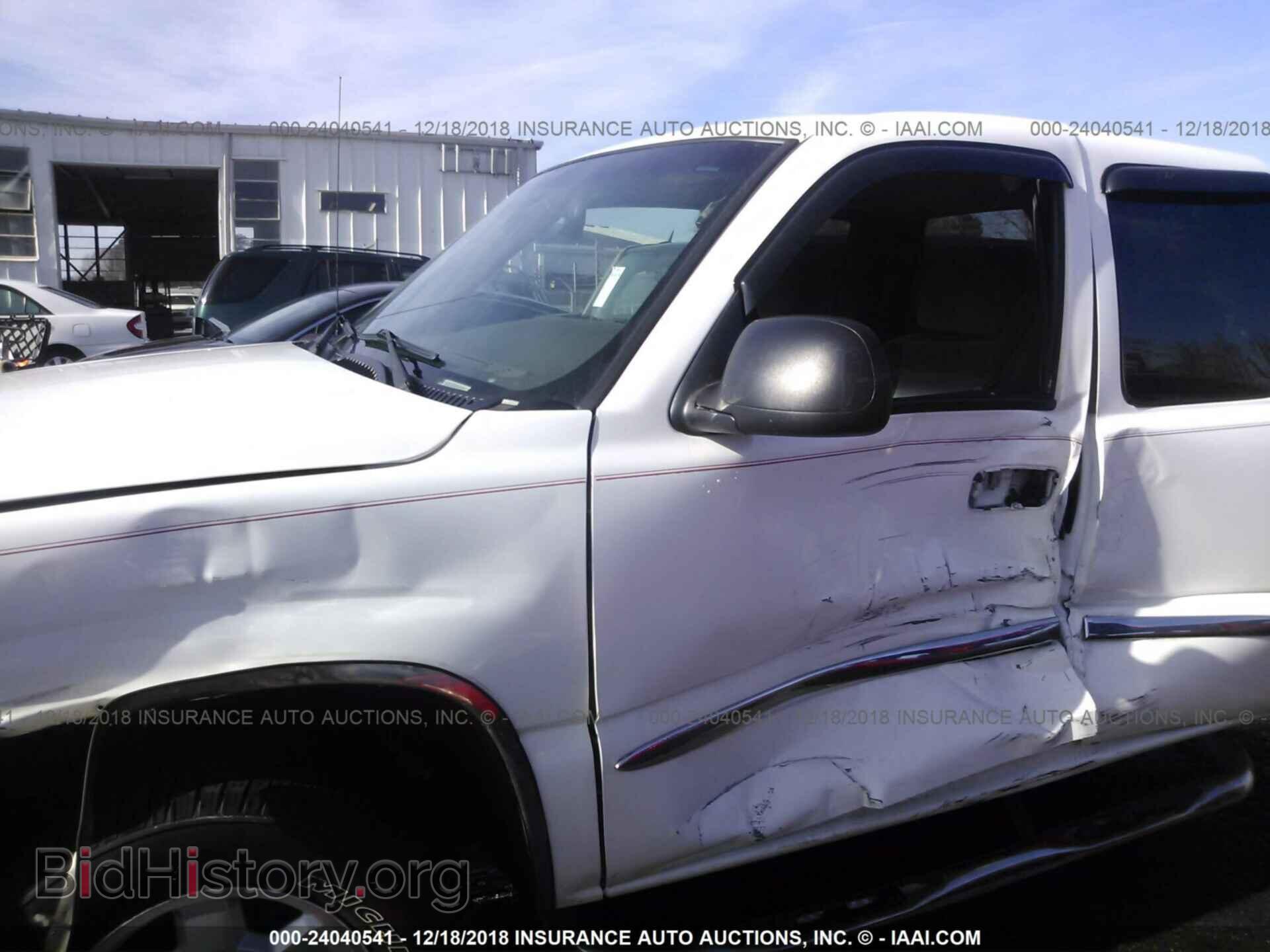 2005 GMC NEW SIERRA - VIN: 1GTEK19B05E129697 - Фото 6
