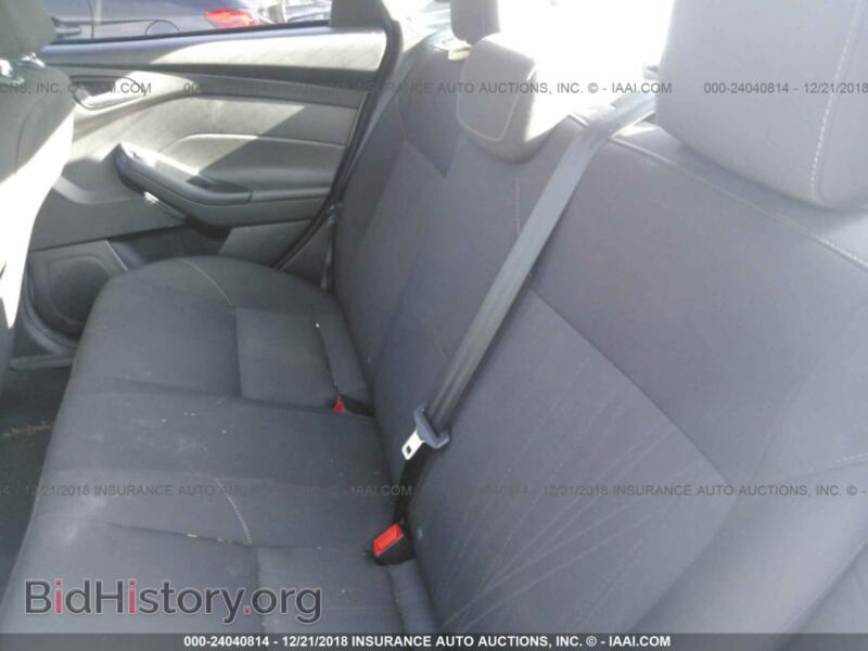 2016 Ford FOCUS (VIN 1FADP3F28GL320155) — фото 8 из 10
