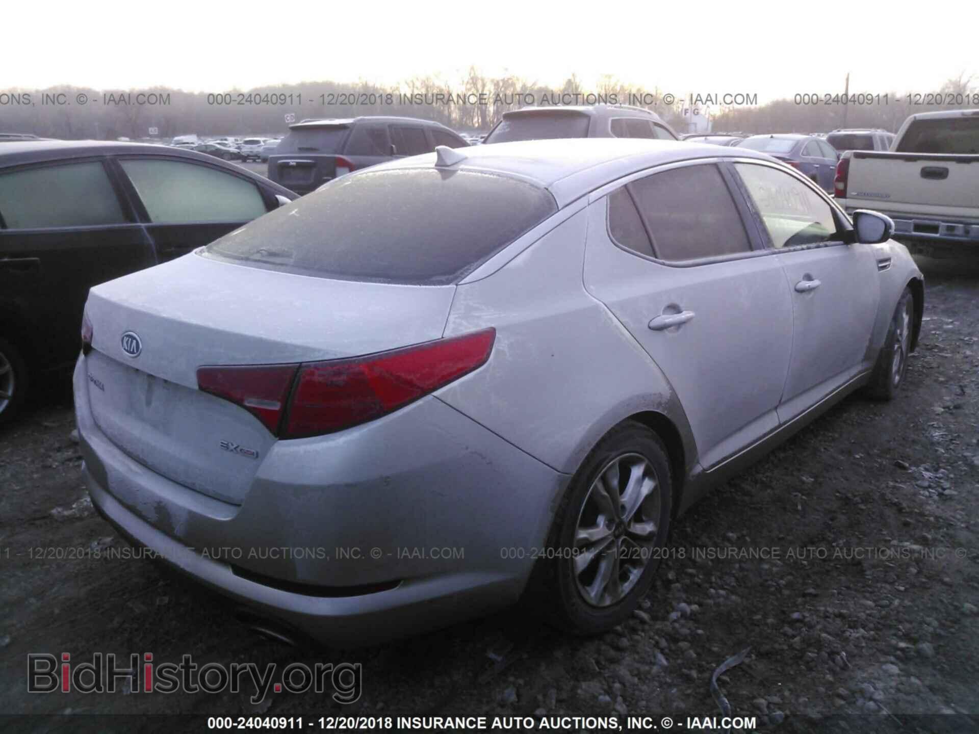 2011 KIA OPTIMA - VIN: KNAGN4A79B5146385 - Photo 4