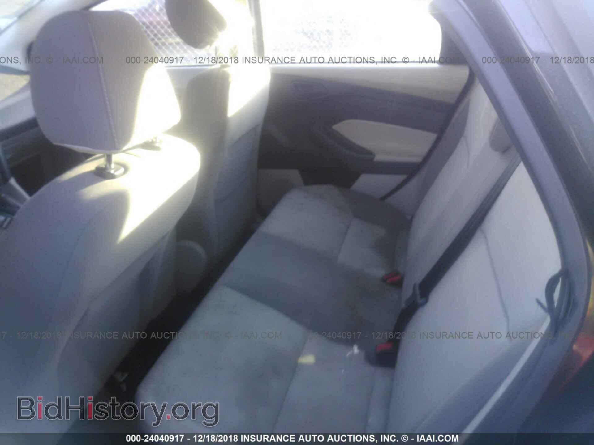 2012 Ford Focus - VIN: 1FAHP3F27CL455963 - Photo 8
