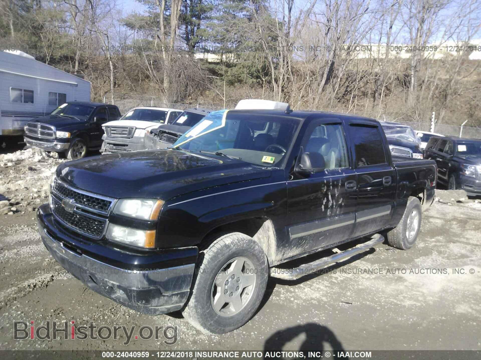 2006 CHEVROLET SILVERADO - VIN: 2GCEK13T661207114 - Фото 2
