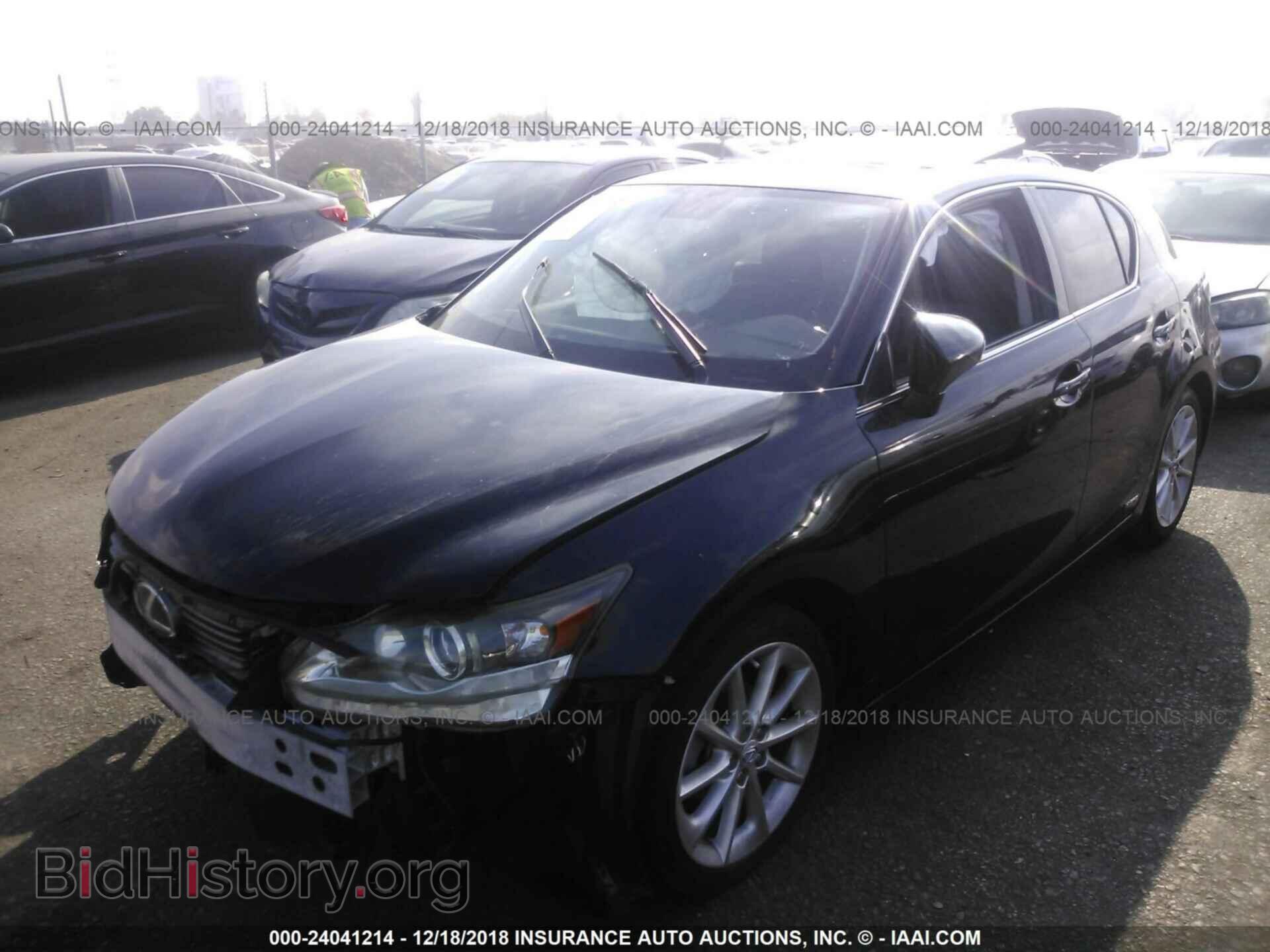 2011 LEXUS CT - VIN: JTHKD5BH4B2003955 - Photo 2