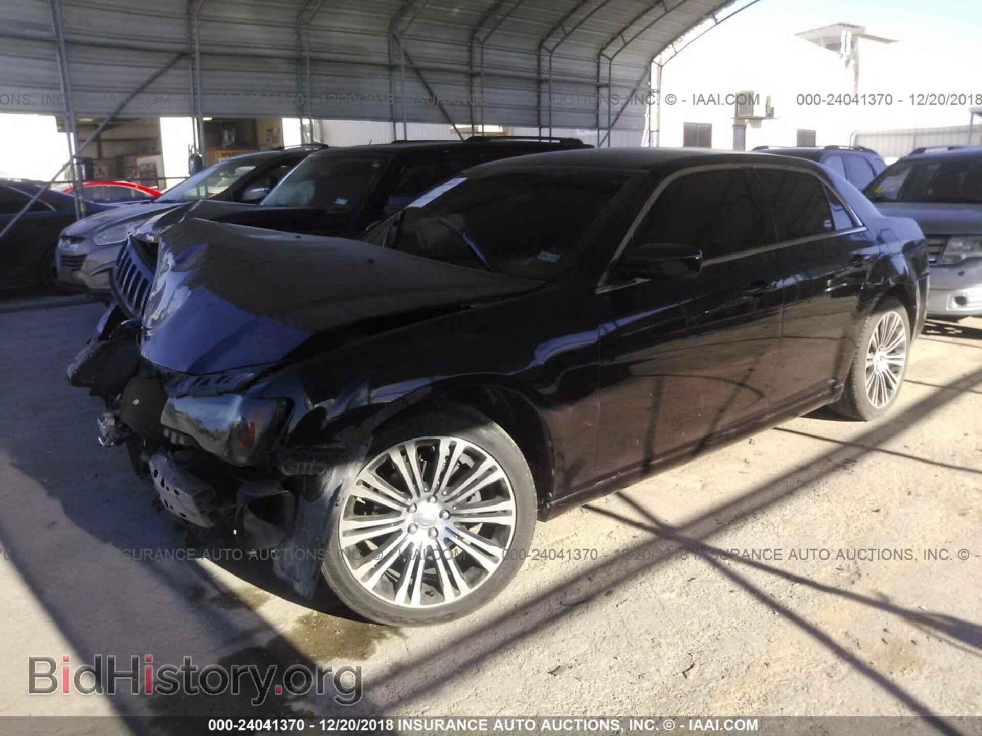 2013 CHRYSLER 300 - VIN: 2C3CCAAG7DH600266 - Photo 2