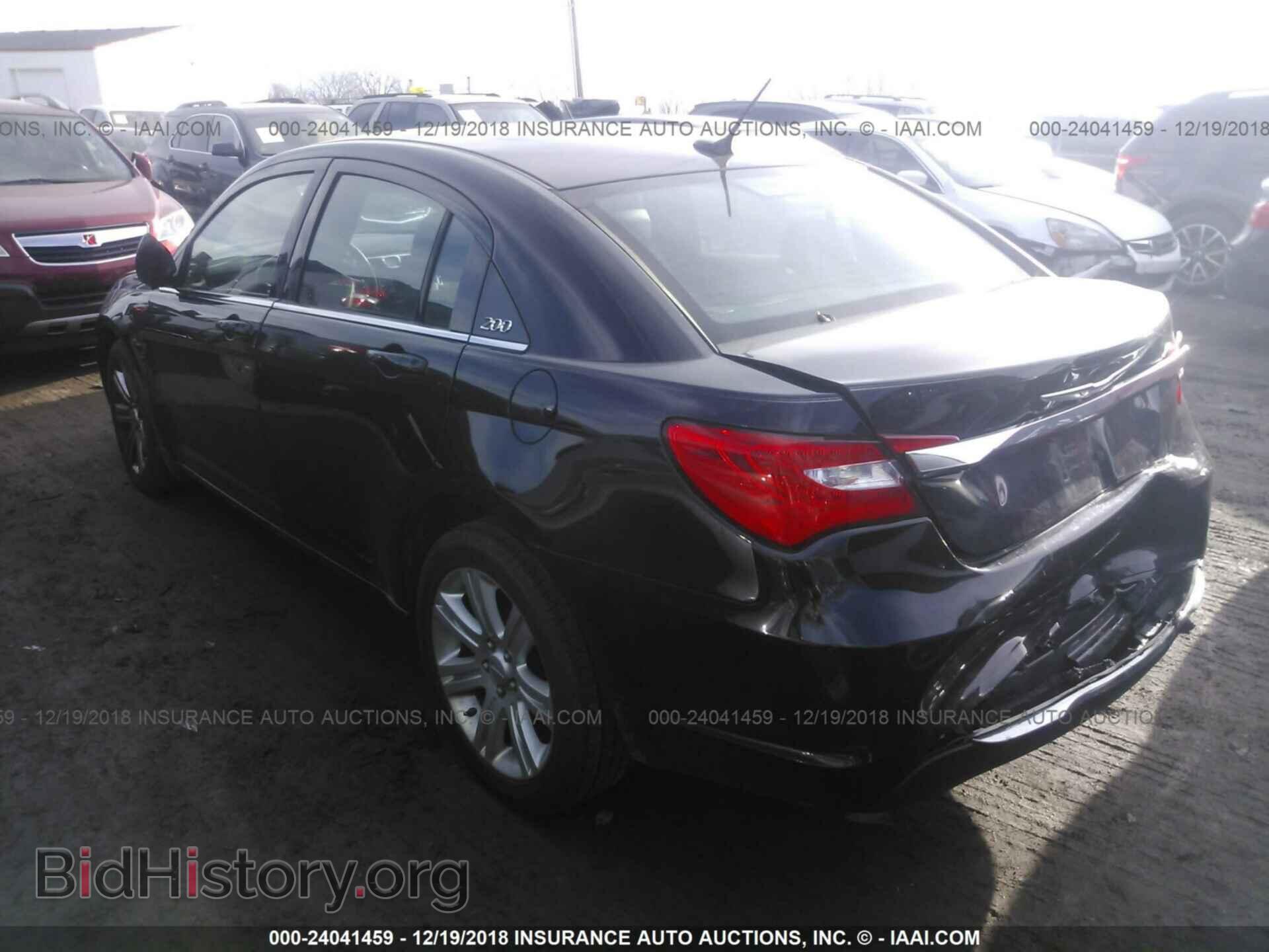 2012 Chrysler 200 - VIN: 1C3CCBBB4CN192470 - Photo 3