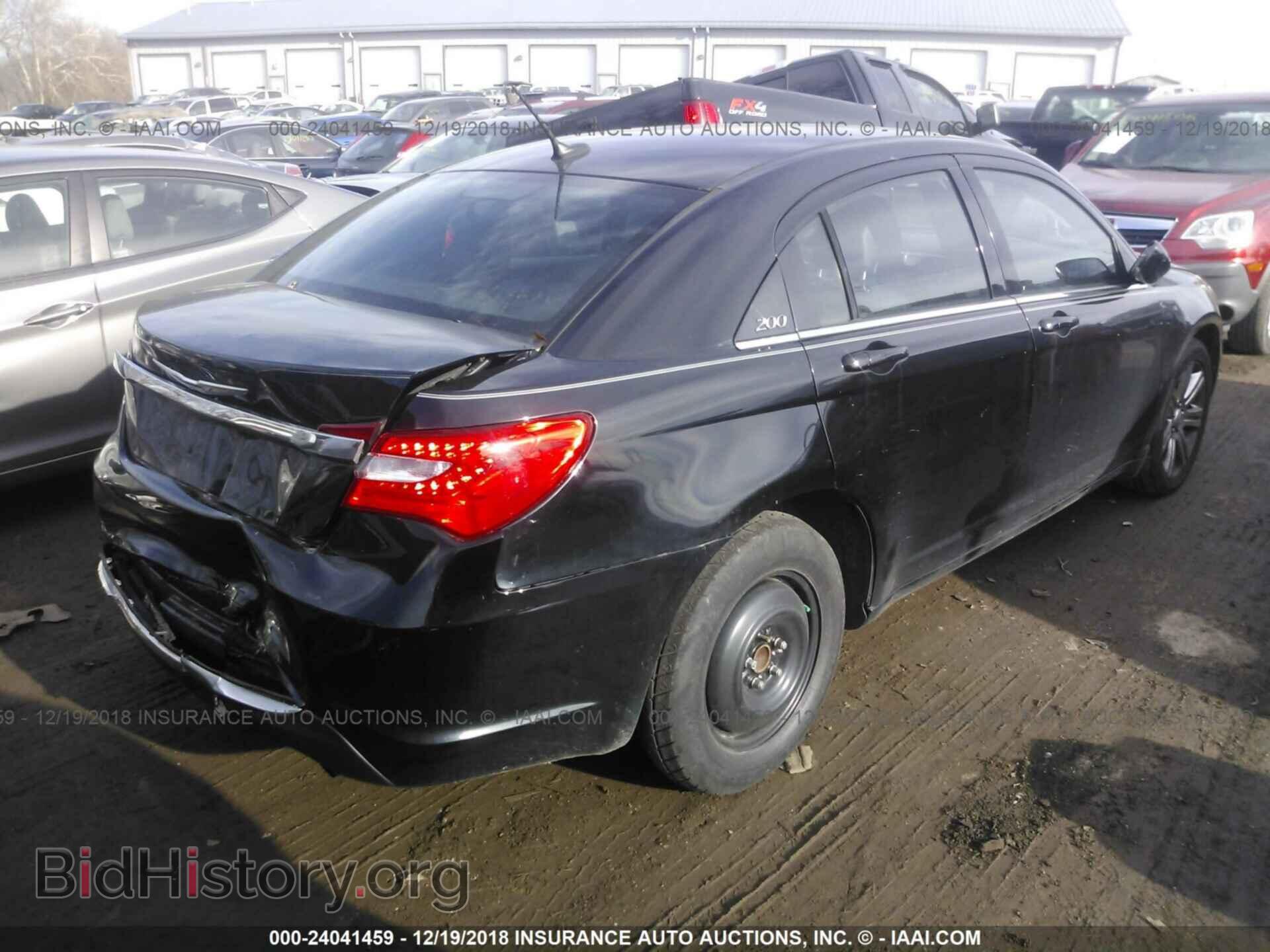 2012 Chrysler 200 - VIN: 1C3CCBBB4CN192470 - Photo 4
