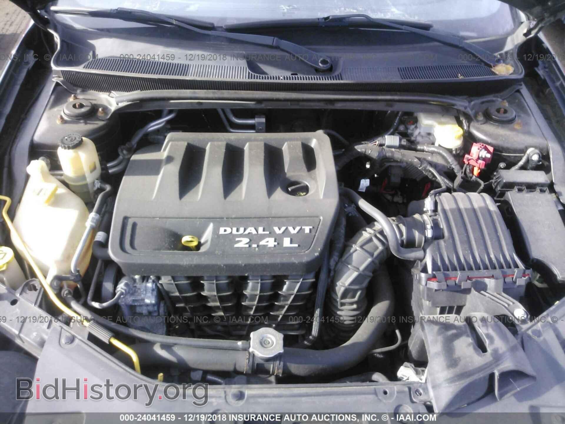2012 Chrysler 200 - VIN: 1C3CCBBB4CN192470 - Photo 10