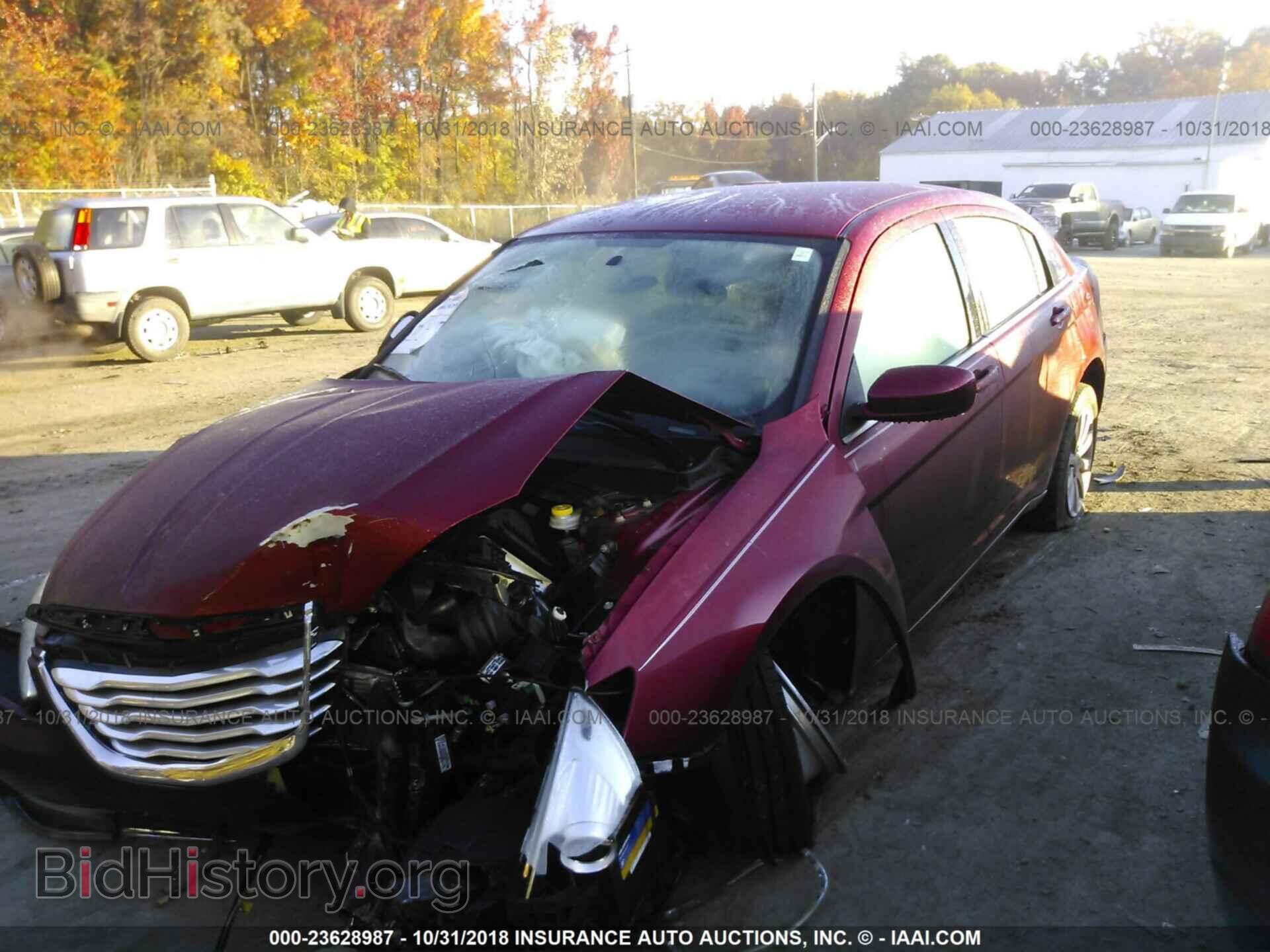 2013 CHRYSLER 200 - VIN: 1C3CCBBB2DN583800 - Photo 2
