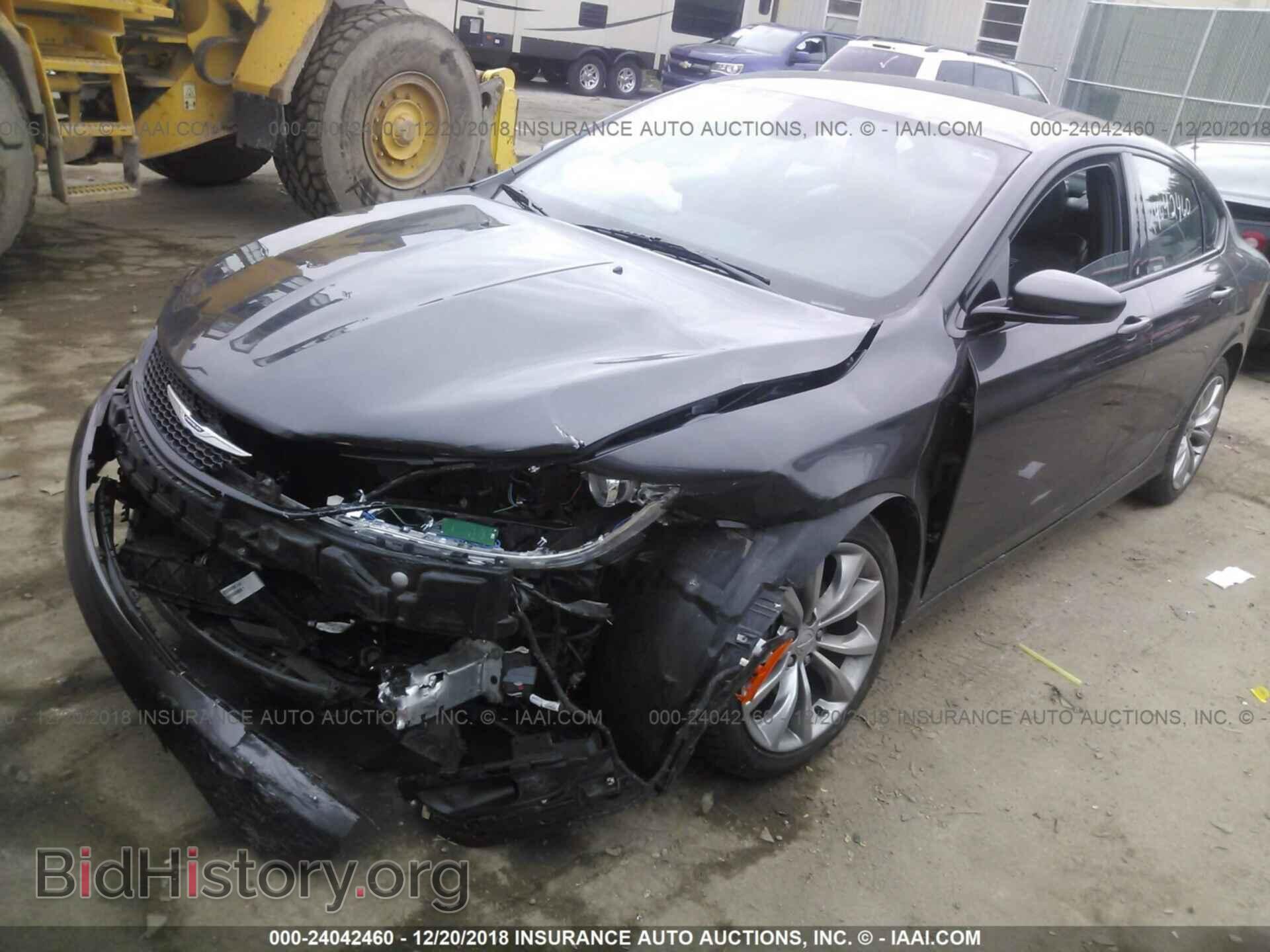 2015 CHRYSLER 200 - VIN: 1C3CCCBBXFN749456 - Фото 2