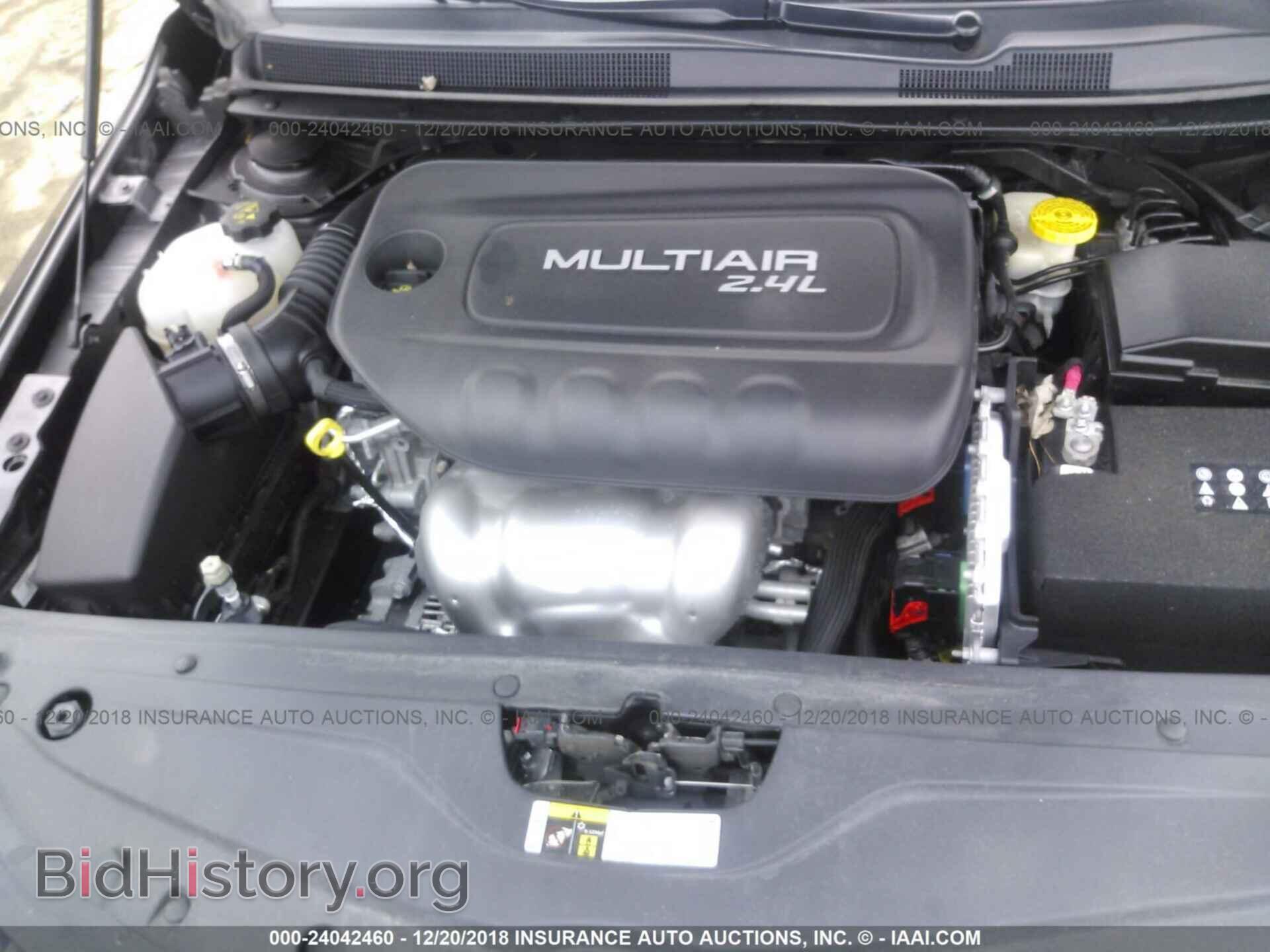2015 CHRYSLER 200 - VIN: 1C3CCCBBXFN749456 - Фото 10