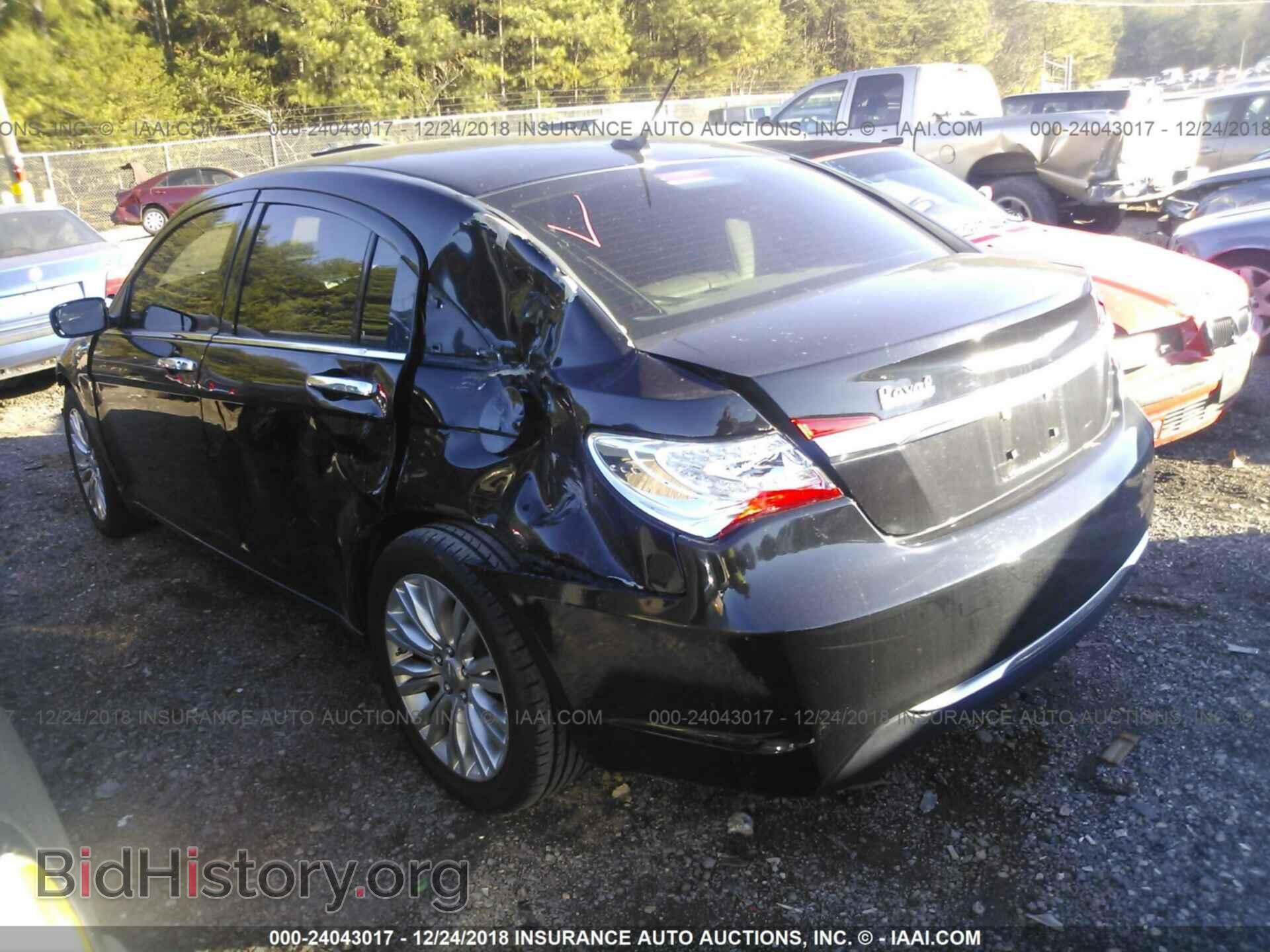 2012 CHRYSLER 200 - VIN: 1C3CCBCB1CN106529 - Фото 3