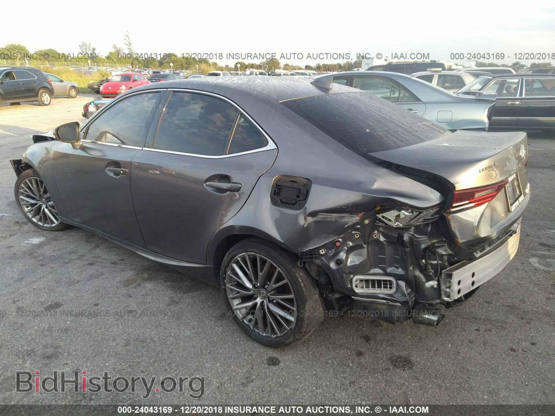 2014 Lexus Is - VIN: JTHBF1D23E5018302 - Photo 3