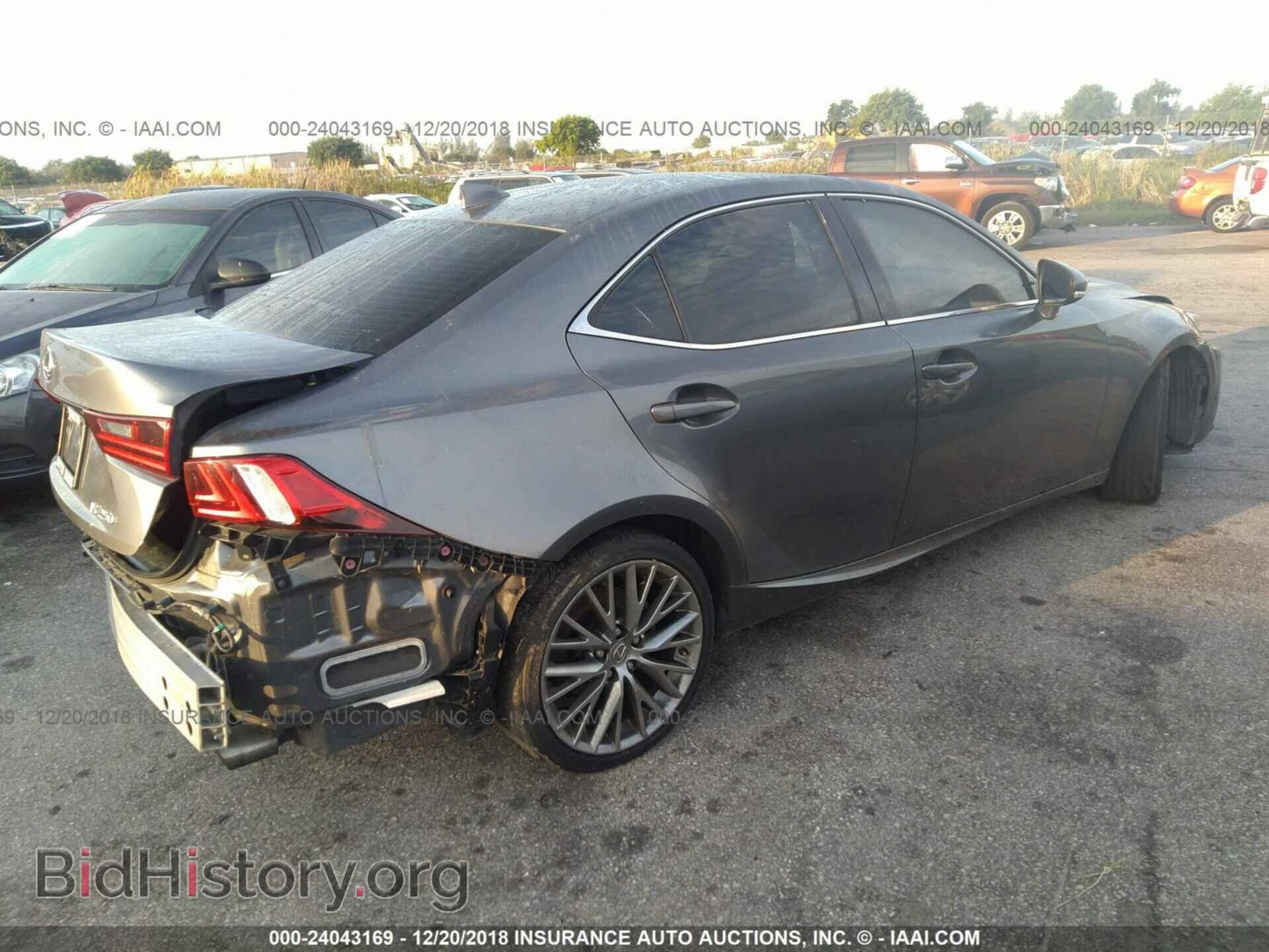 2014 Lexus Is - VIN: JTHBF1D23E5018302 - Photo 4