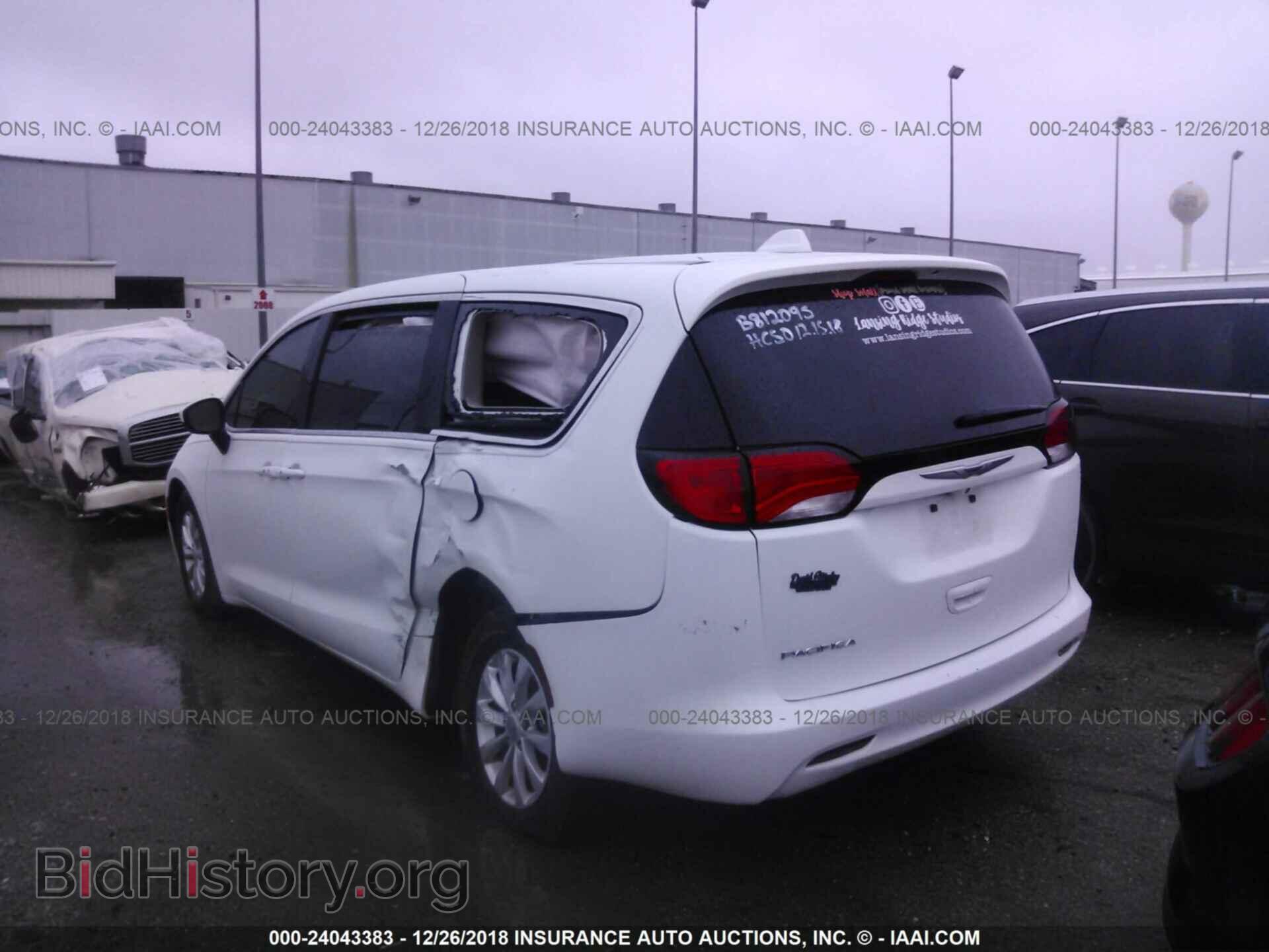 2017 CHRYSLER PACIFICA - VIN: 2C4RC1DG0HR519997 - Фото 3